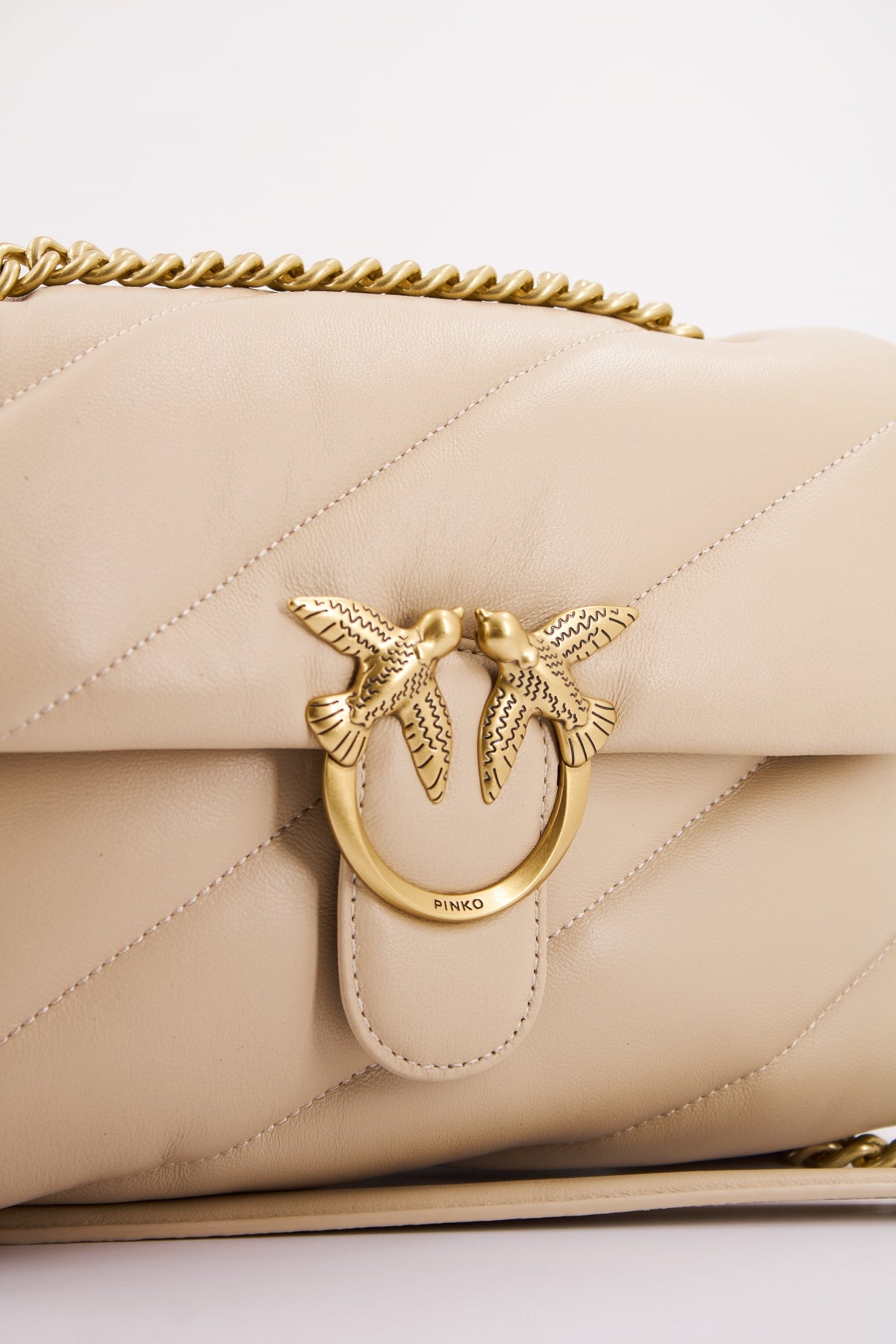 PINKO LOVE PUFF CLASSIC CL SH en color BEIS (4)
