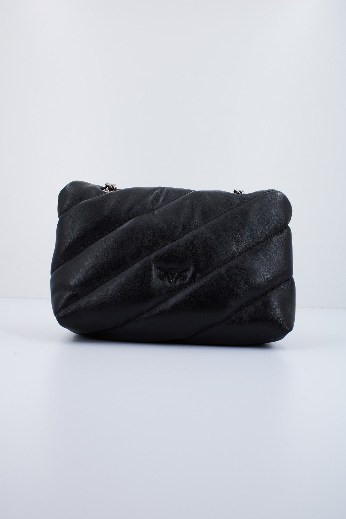 PINKO LOVE MINI PUFF CL SHEEP en color NEGRO (2)