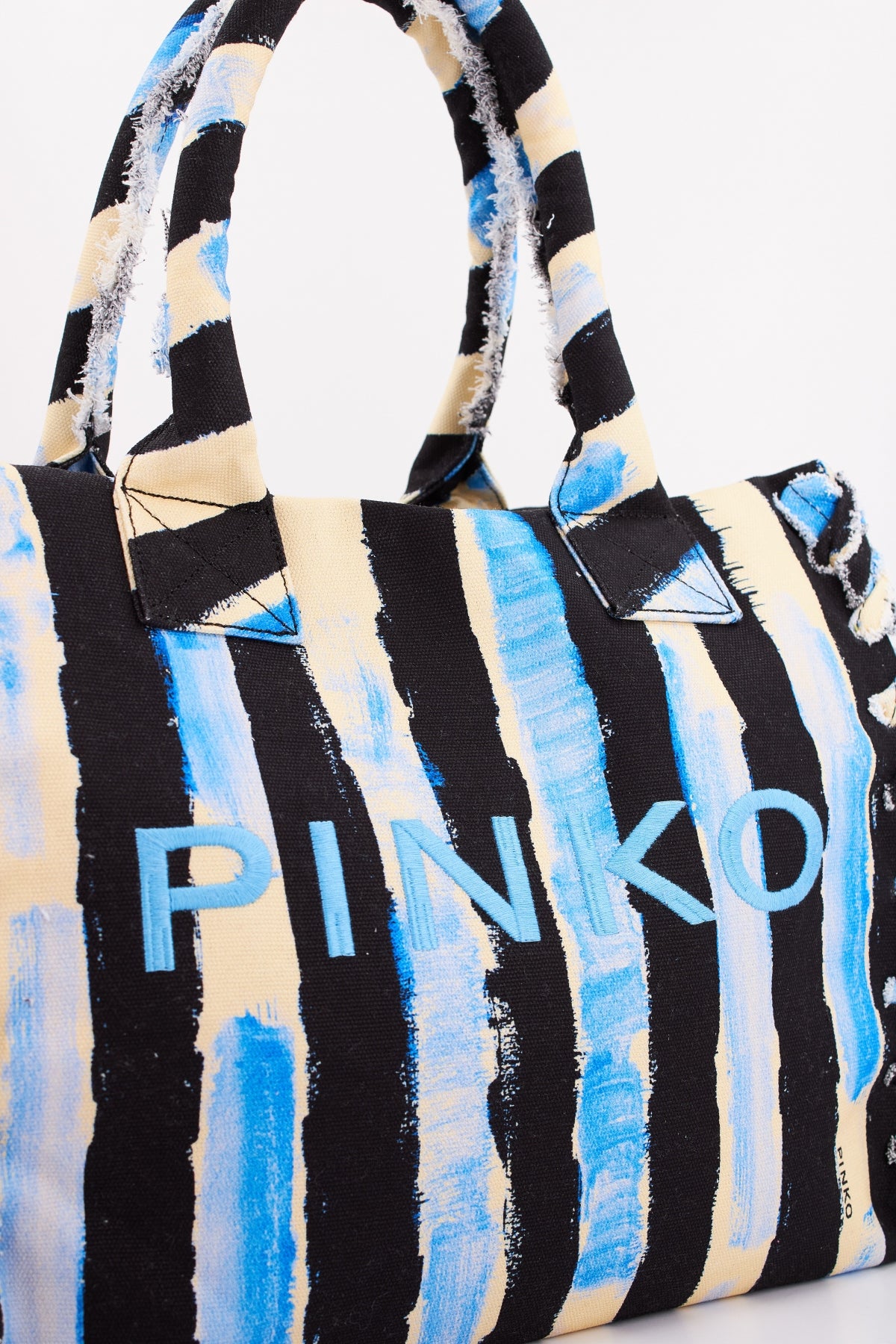 PINKO BEACH SHOPPING en color NEGRO (4)