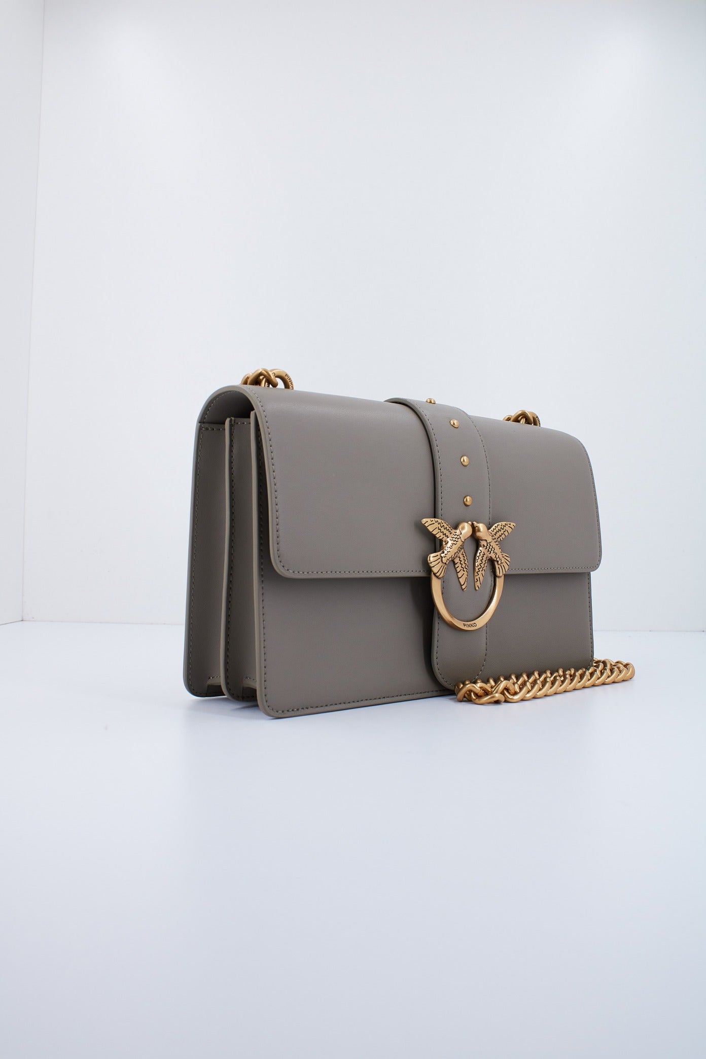 PINKO LOVE ONE CLASSIC C VITE en color BEIS (3)