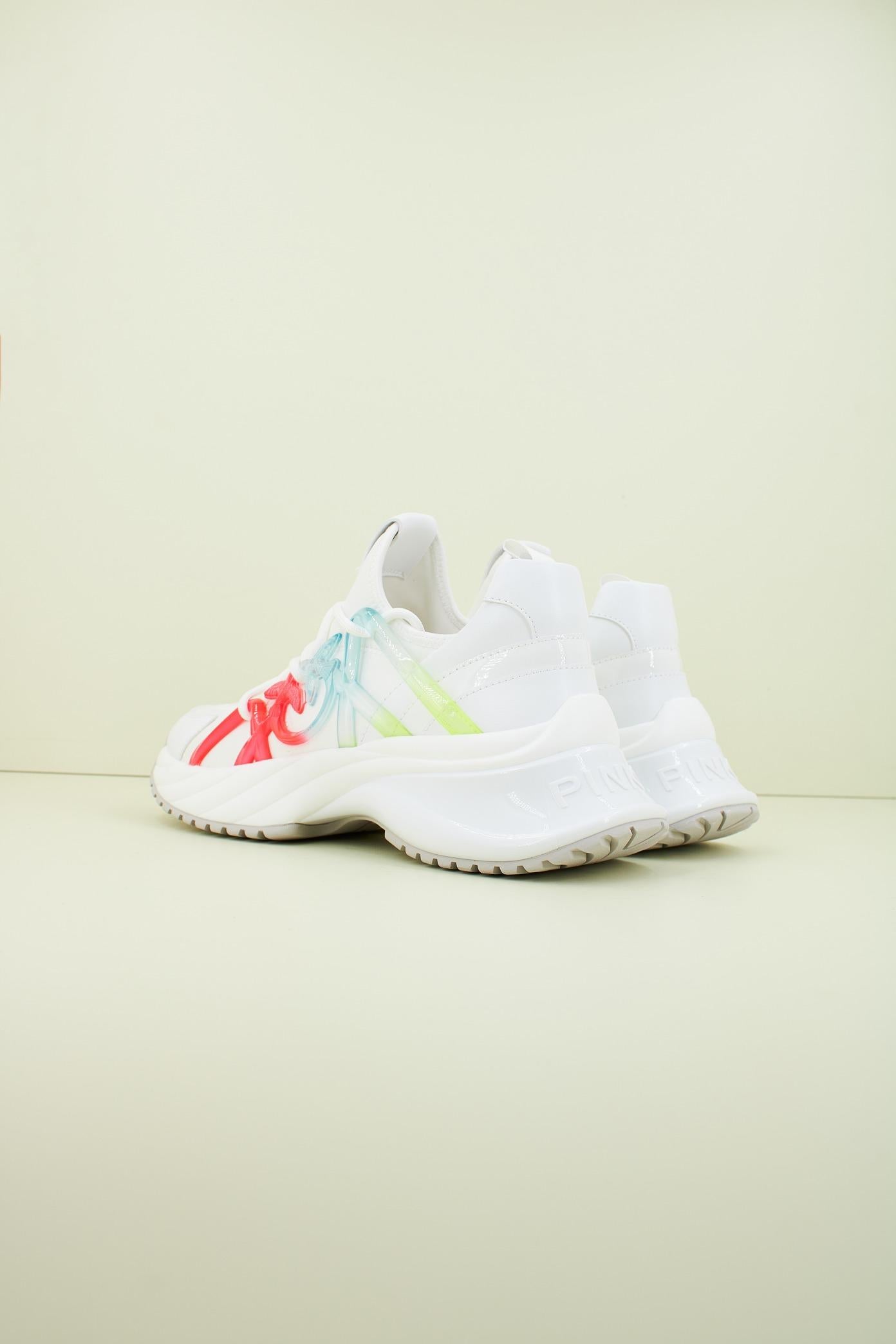 PINKO ARIEL en color BLANCO (3)