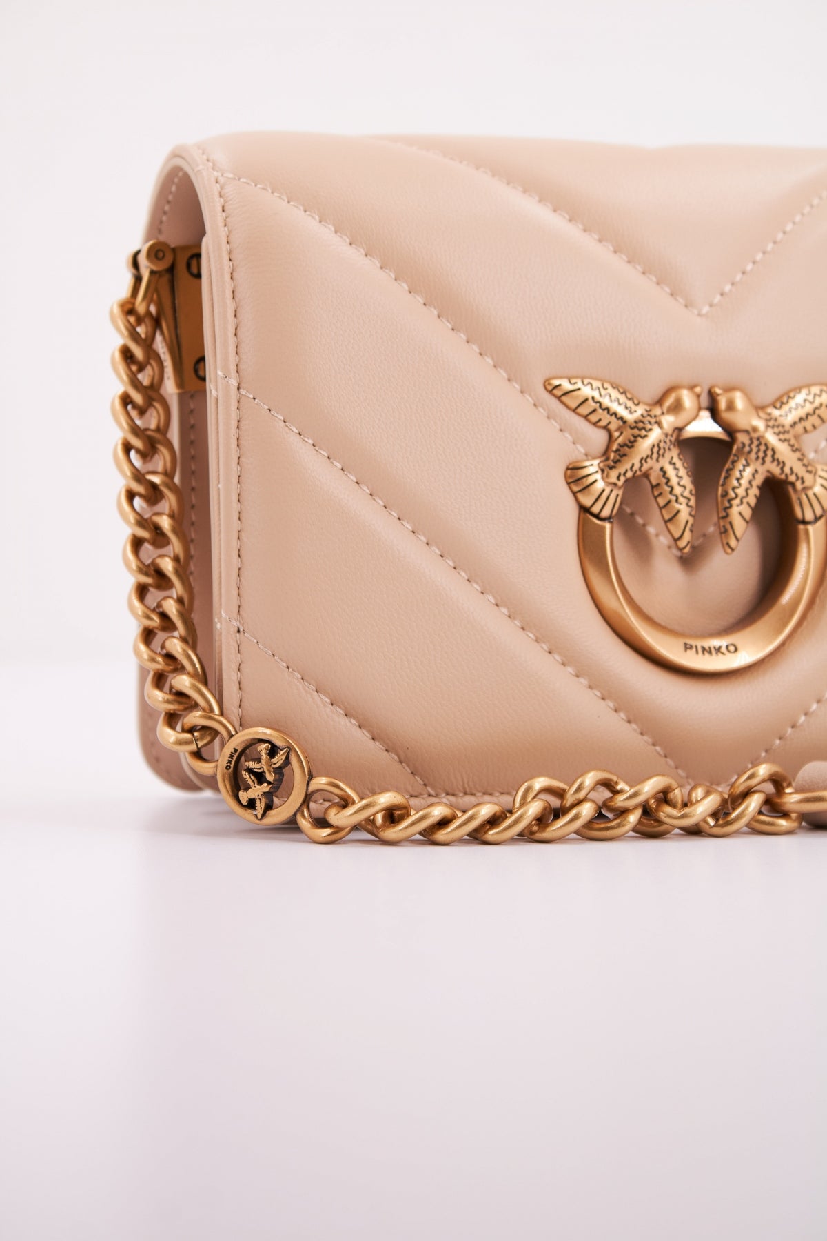 PINKO LOVE ONE MINI DC SHEEP en color BEIS (4)