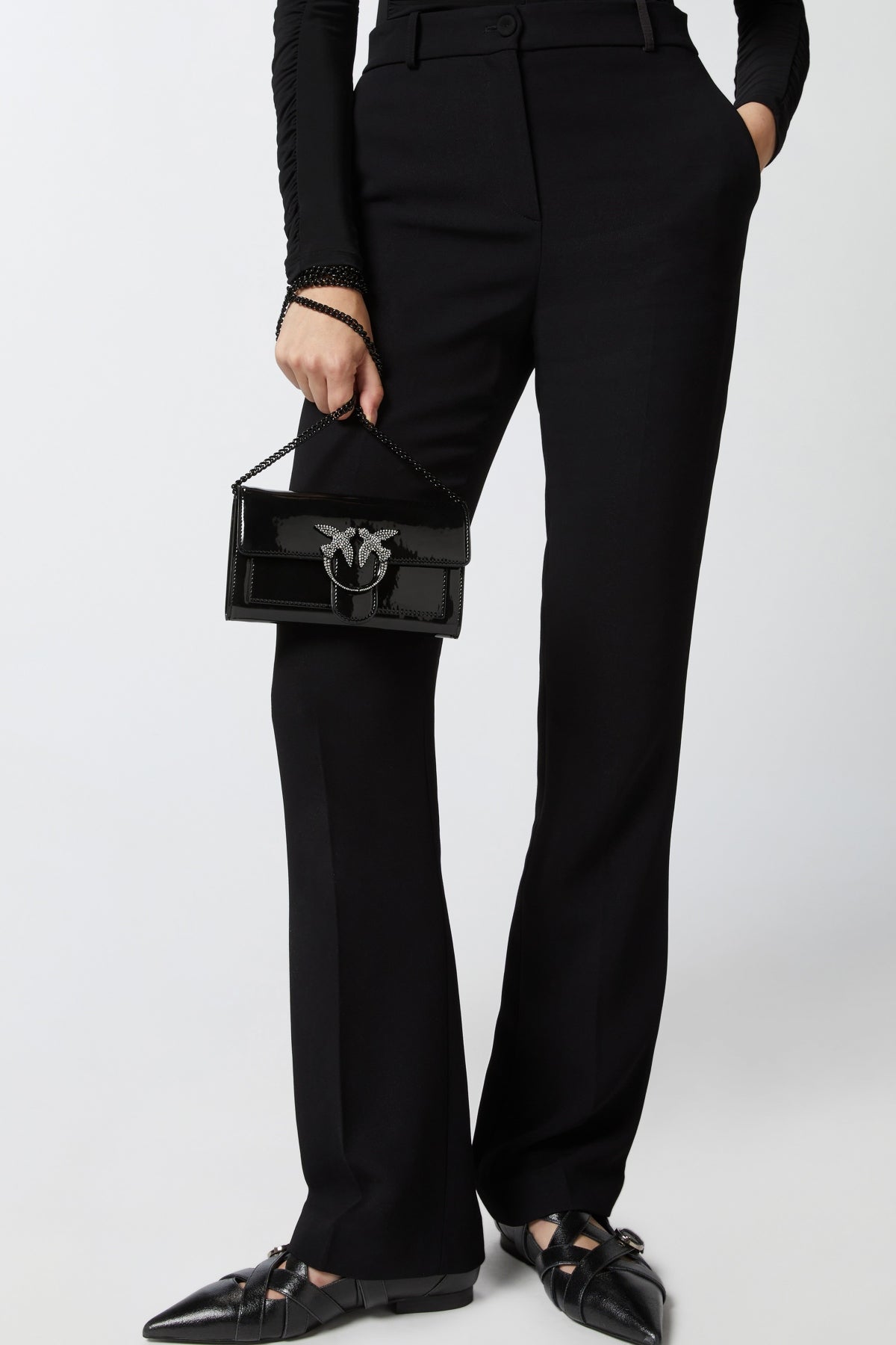 PINKO LOVE ICON WALLET C en color NEGRO (4)