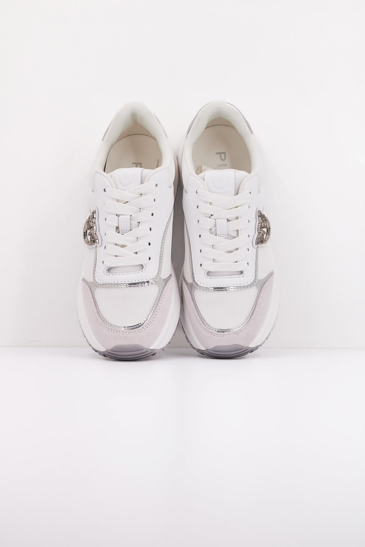 PINKO GEM en color BLANCO (3)