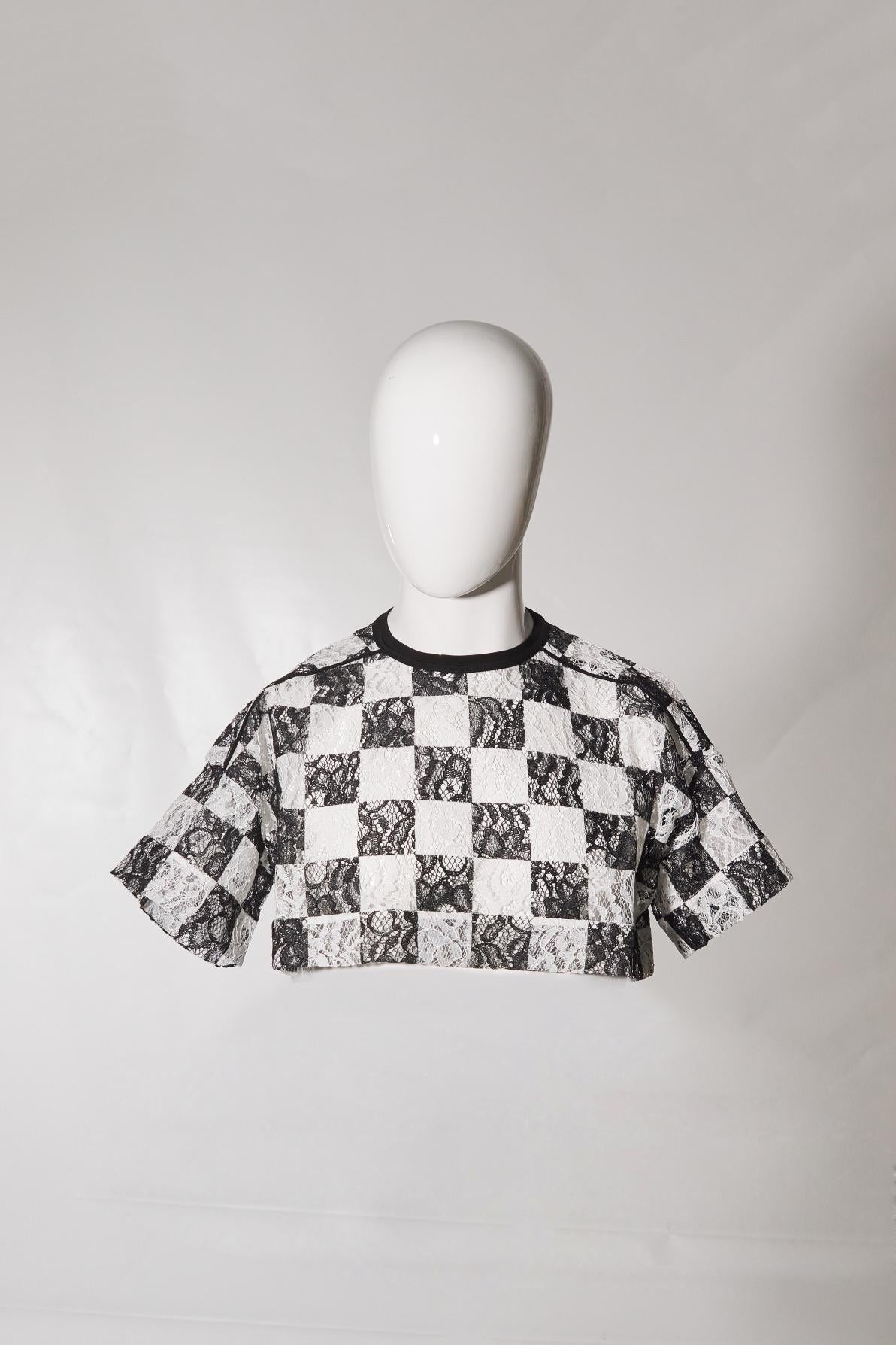 PINKO TIMMY T-SHIRT PIZZO en color NEGRO (1)