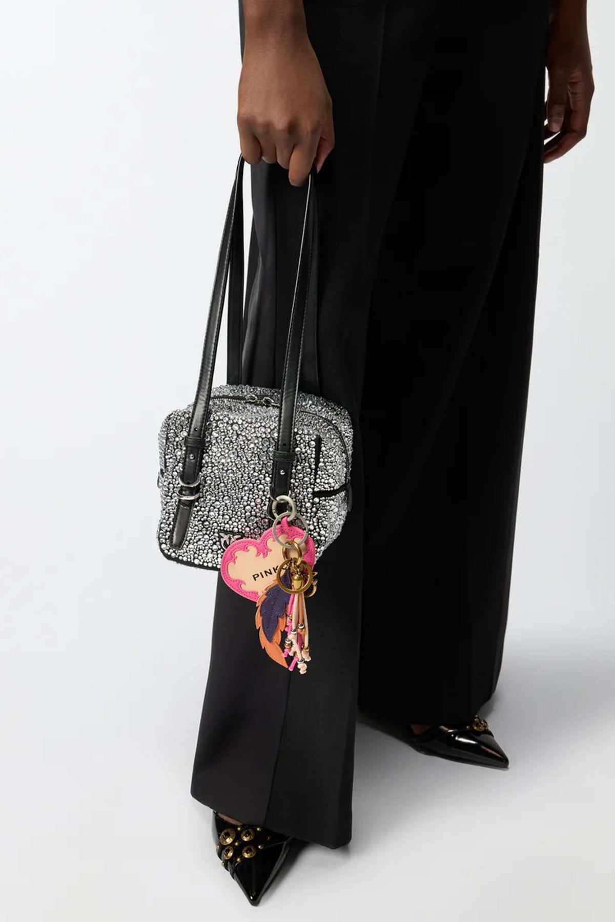 PINKO CUBIC BAG FULL en color PLATA (1)