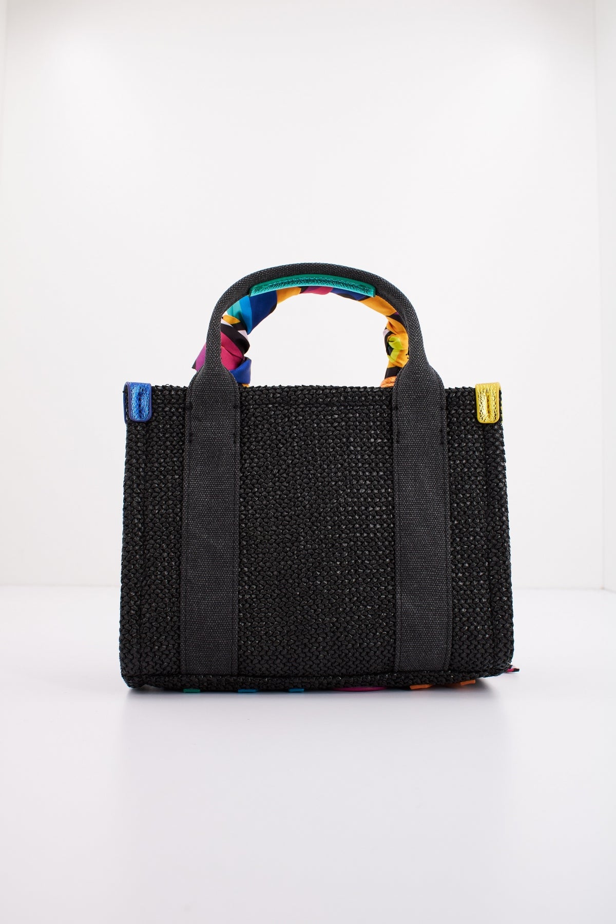 KURT GEIGER LONDON XS SOUTHBANK TOTE en color NEGRO (3)
