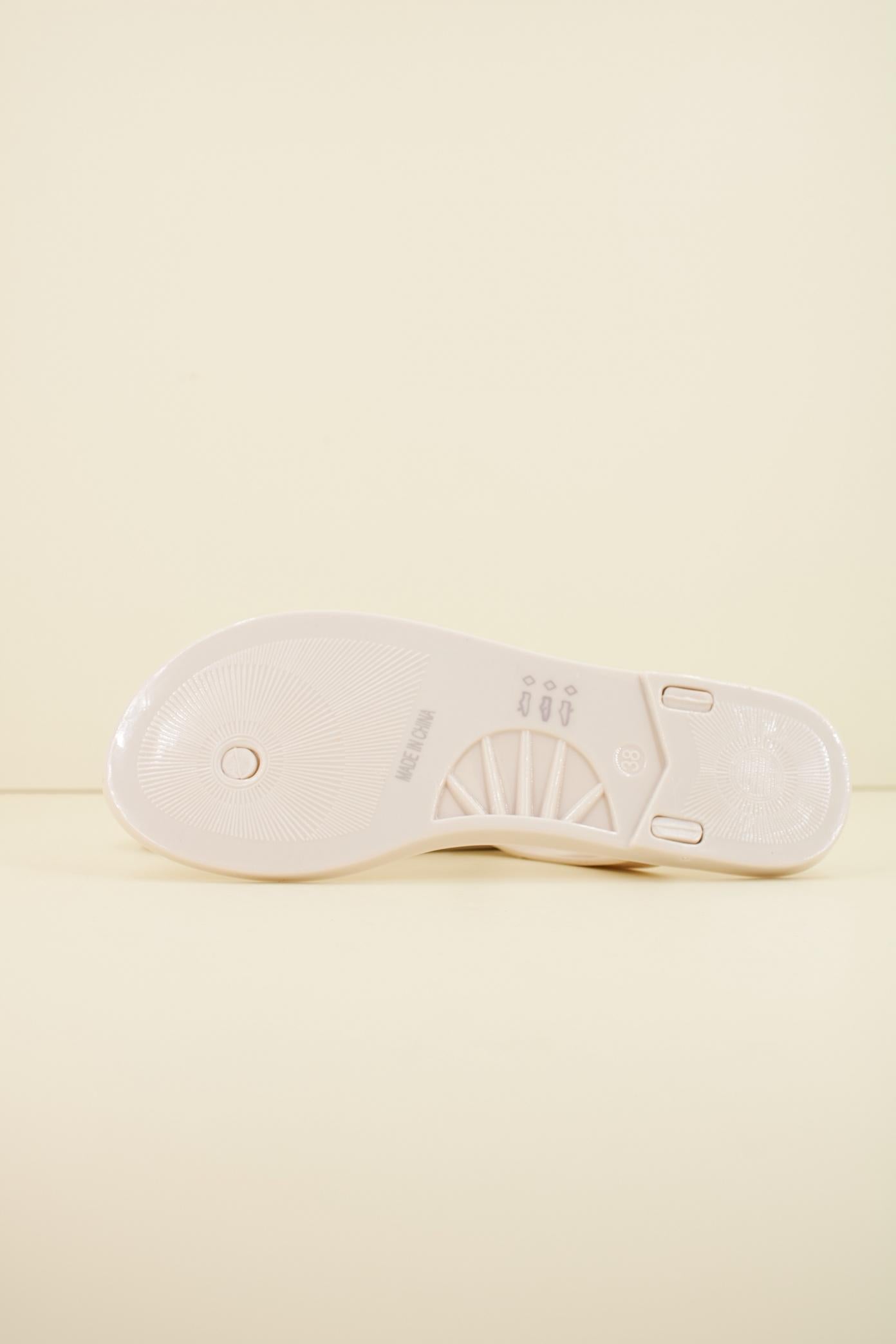 KURT GEIGER LONDON MADDISON T-BAR en color BLANCO (4)