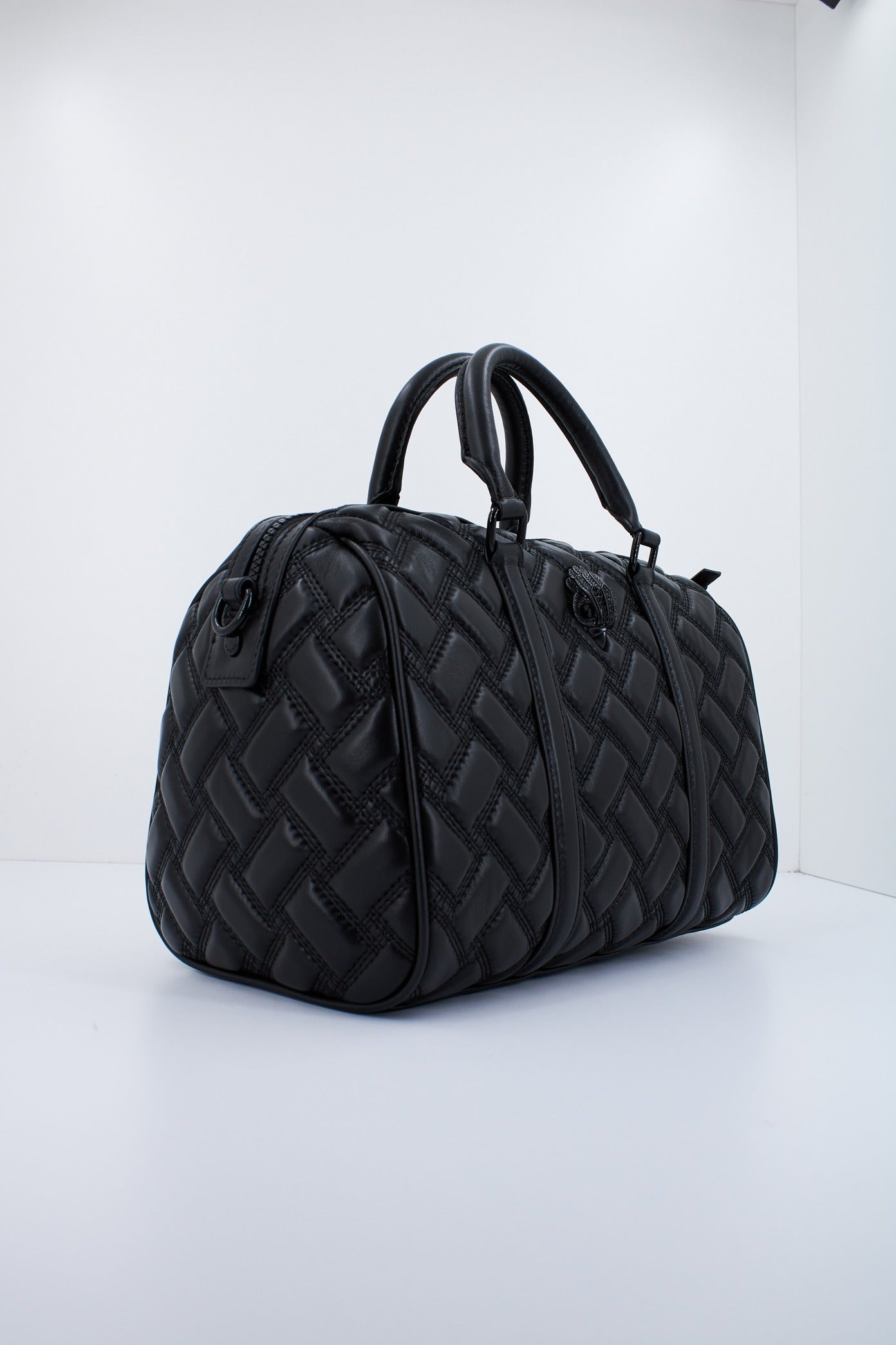 KURT GEIGER LONDON KENSINGTON BOSTON DR en color NEGRO (3)