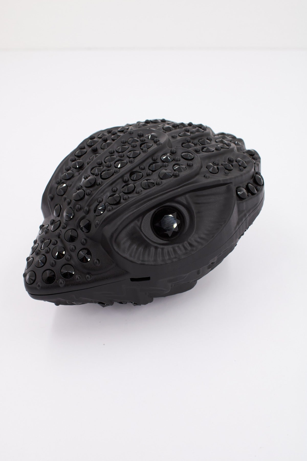 KURT GEIGER LONDON EAGLE CLUTCH en color NEGRO (2)