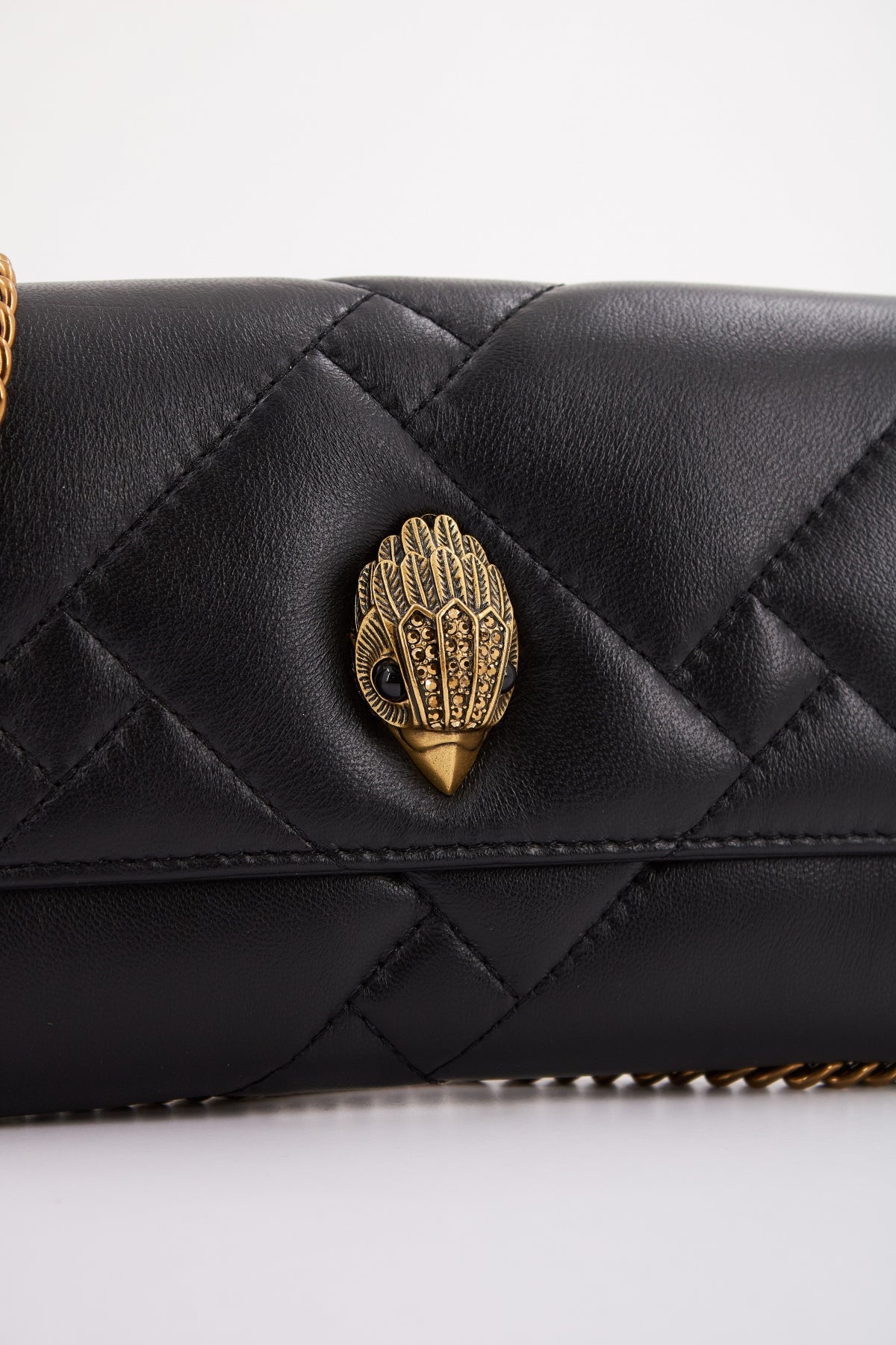 KURT GEIGER LONDON WALLET ON CHAIN PUFF en color NEGRO (4)