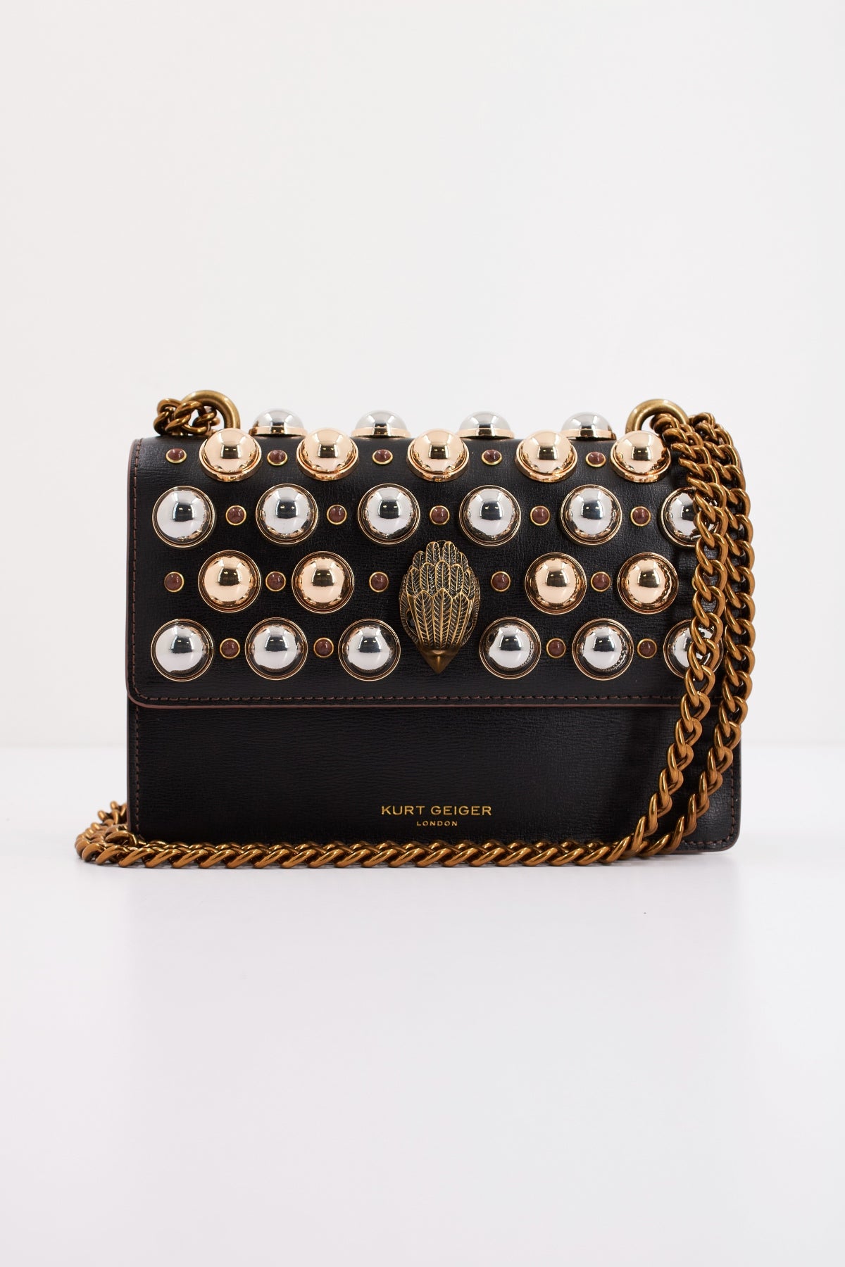 KURT GEIGER LONDON SHOREDITJ SM XBODY STUD en color NEGRO (1)