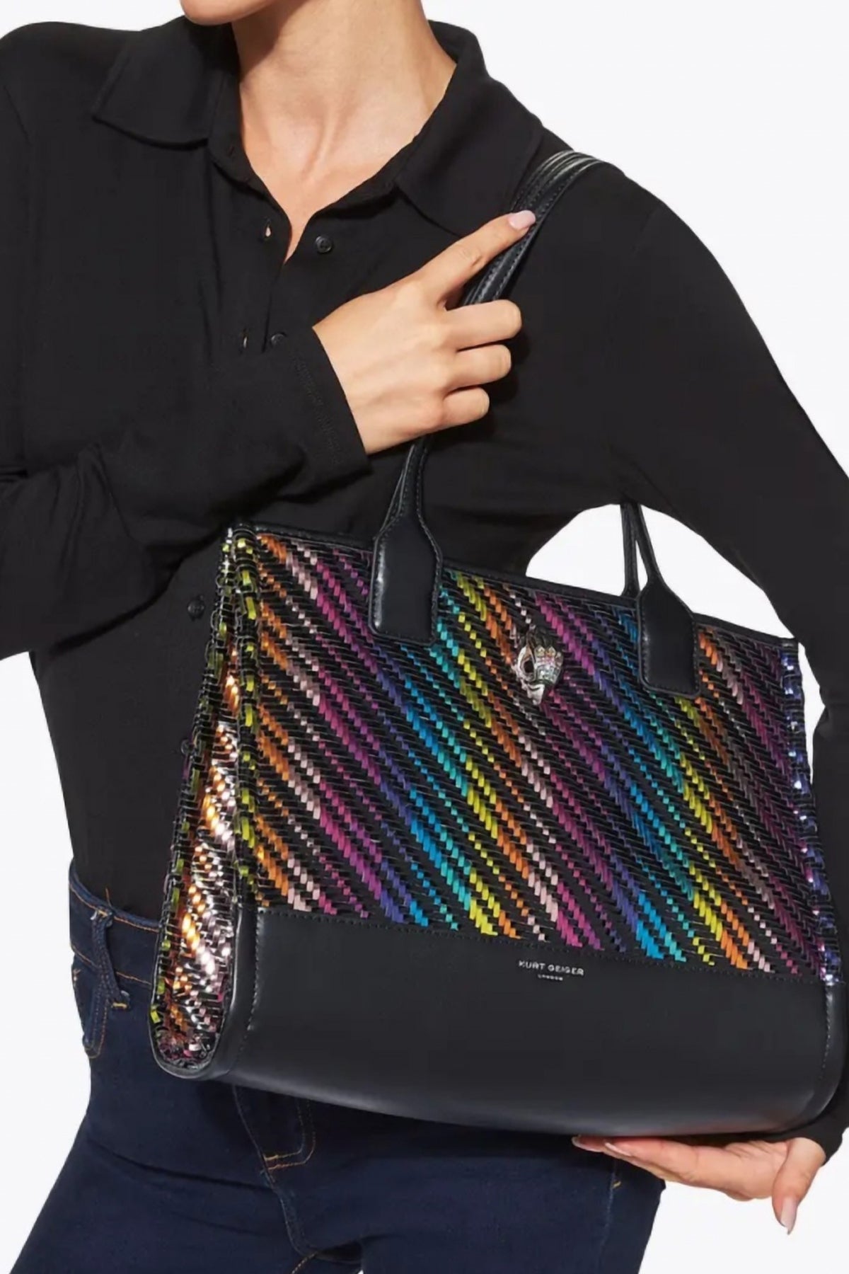 KURT GEIGER LONDON SM KENSINGTON SQ TOTE en color NEGRO (5)