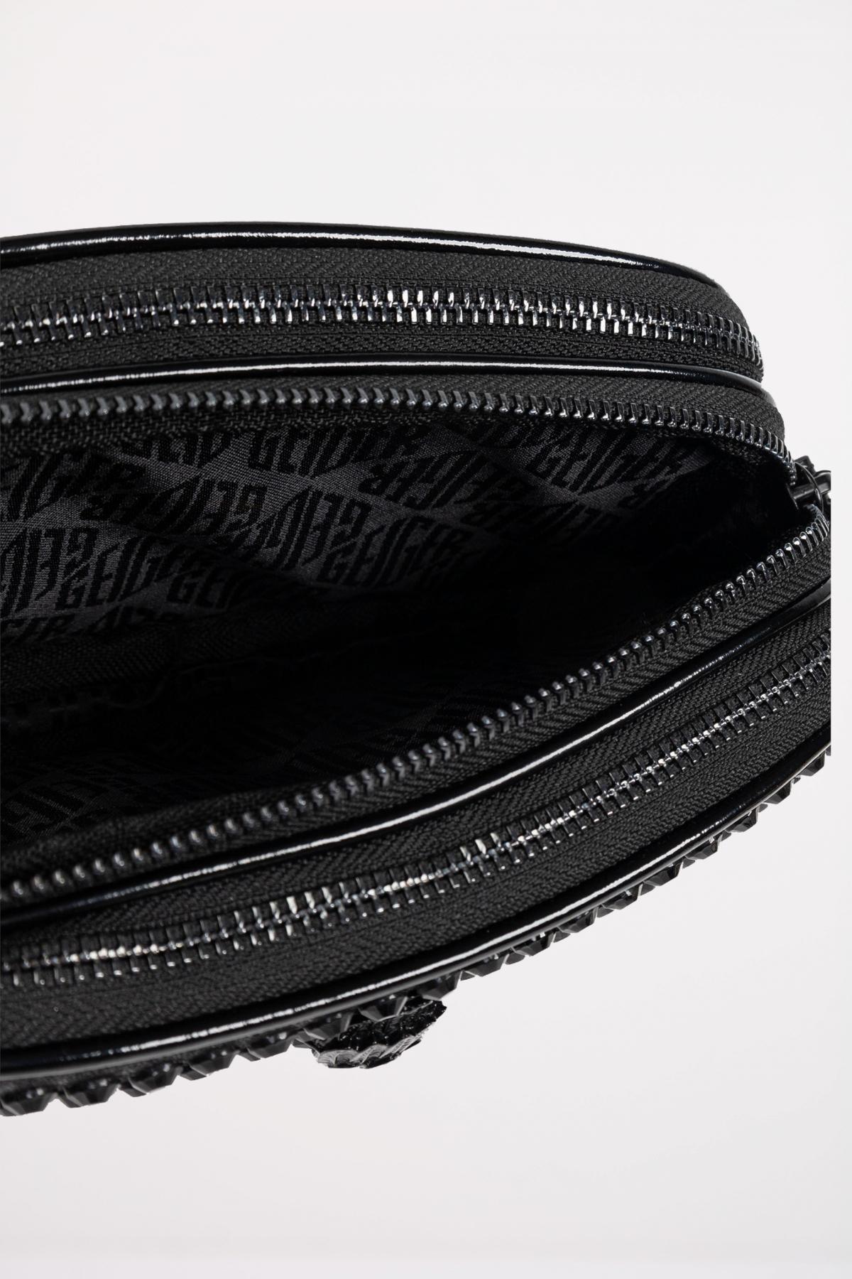 KURT GEIGER LONDON ZIP KENSINGTON CAMERA en color NEGRO (4)