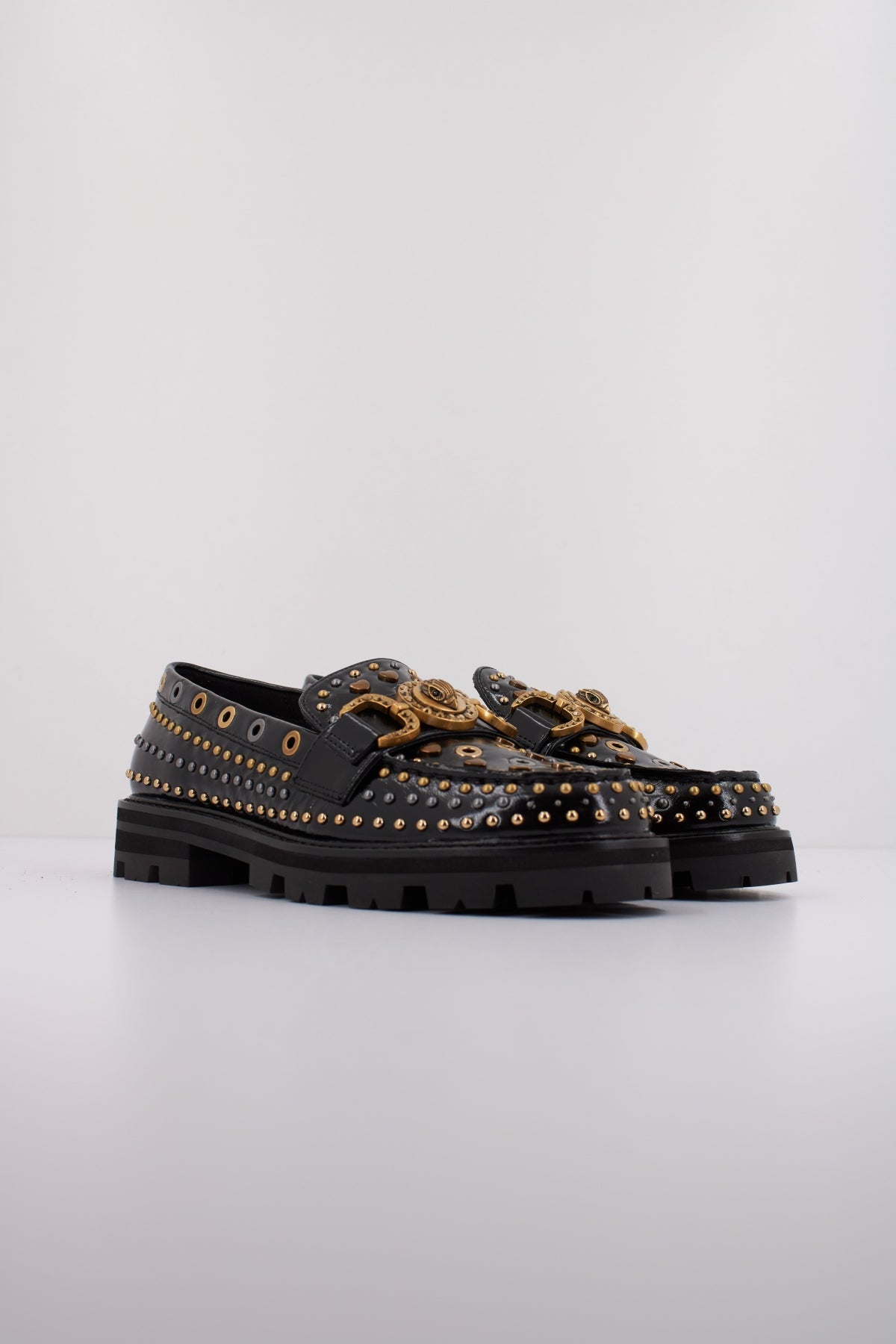 KURT GEIGER LONDON MANSION STUD LOAFER en color NEGRO (2)