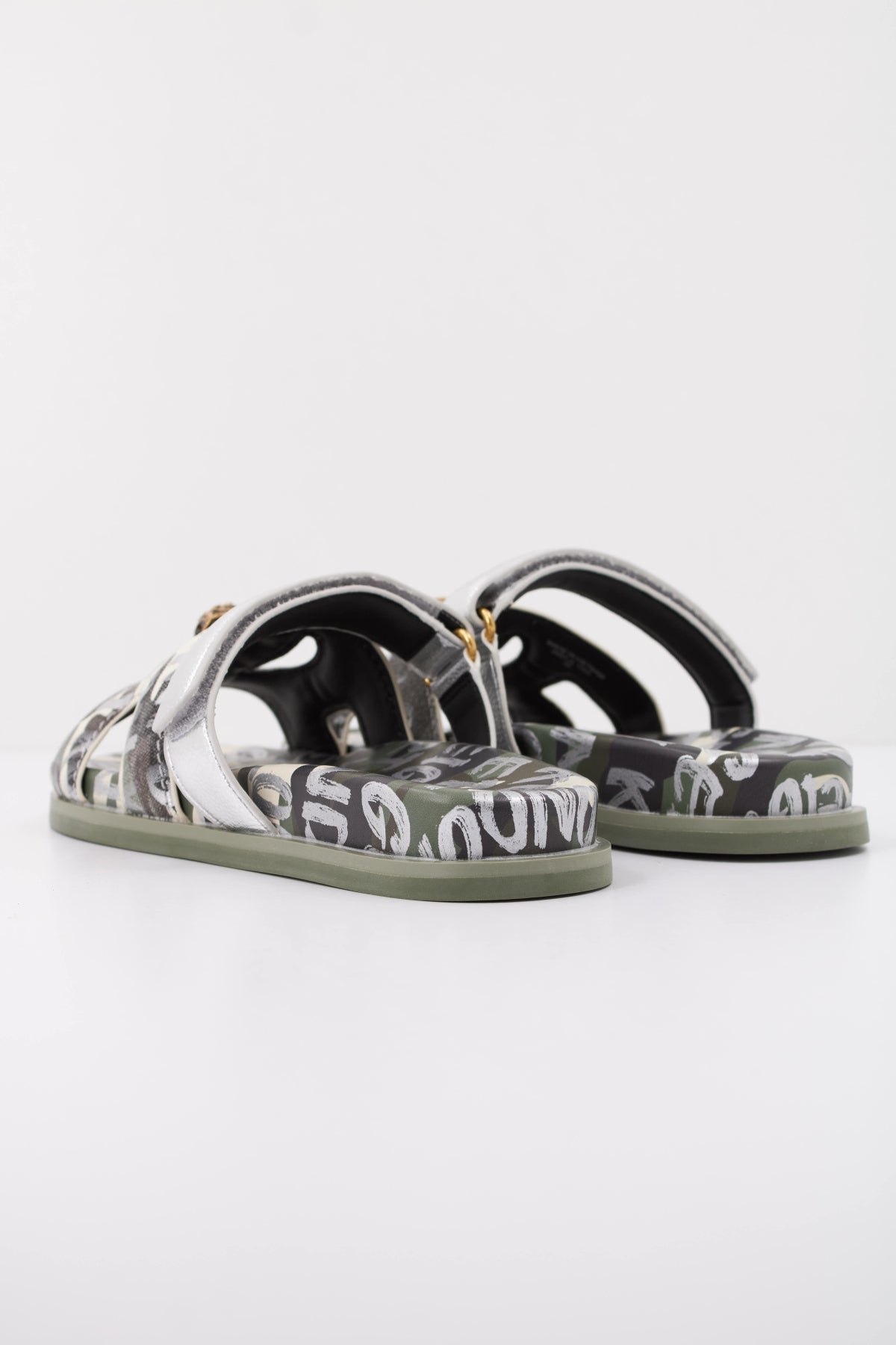 KURT GEIGER LONDON EAGLE CUT OUT en color VERDE (4)