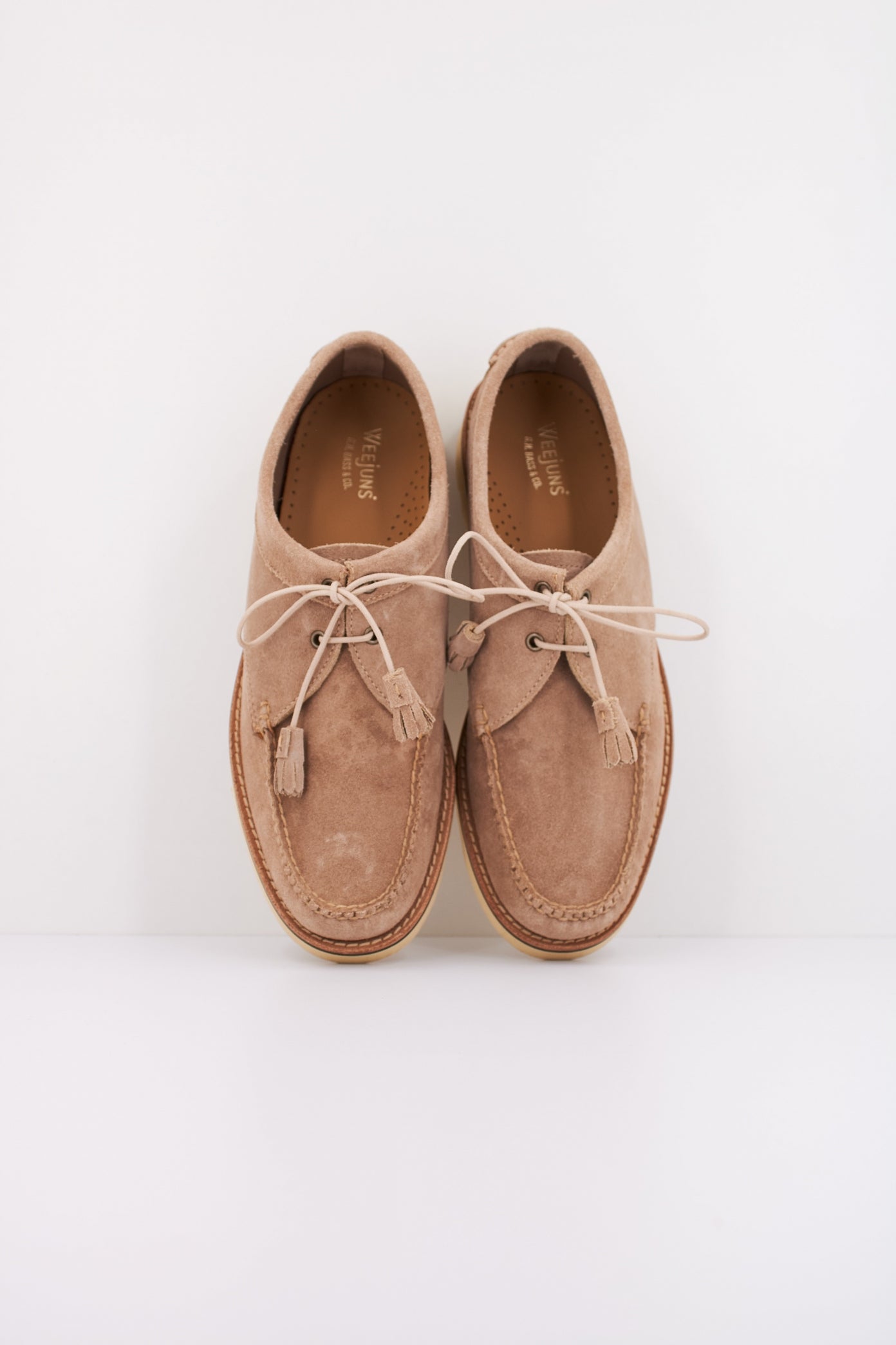 BASS WEEJUN WEDGE en color MARRON CLARO (3)