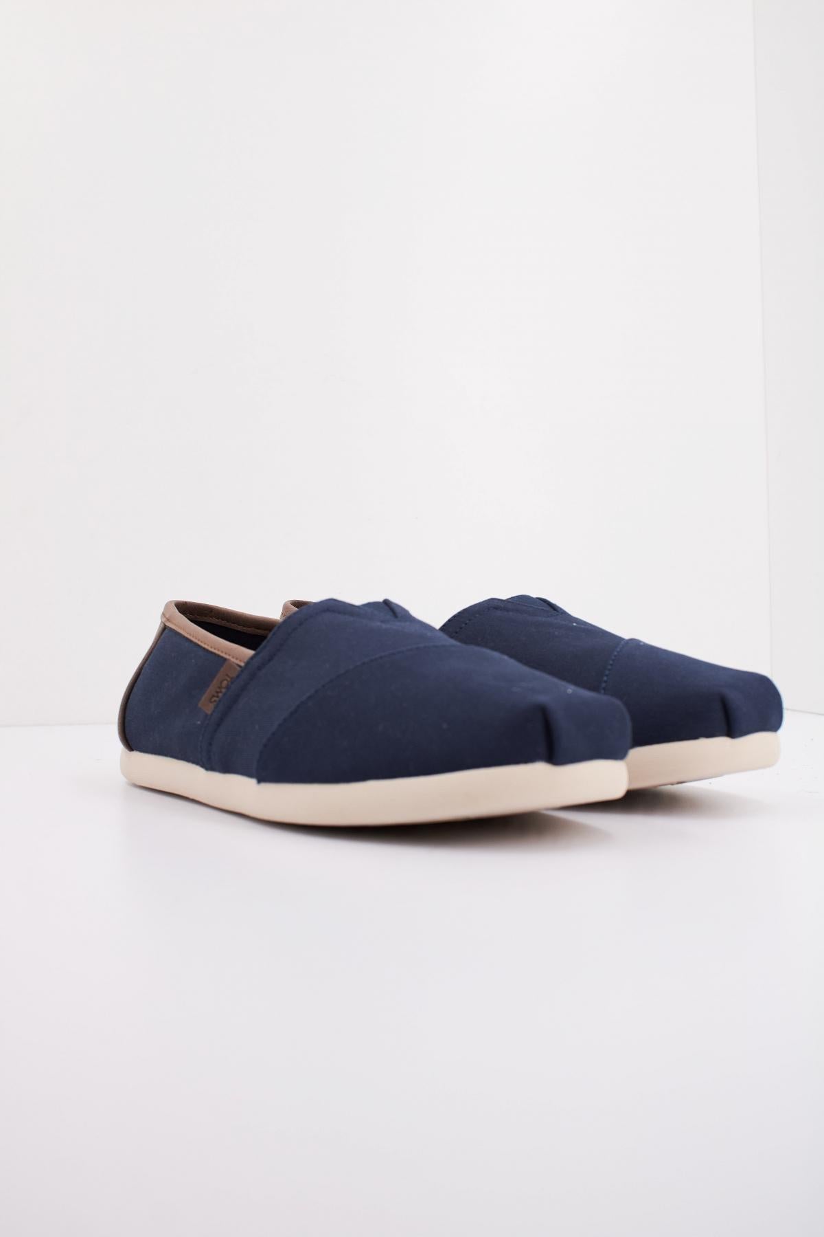 TOMS ALPARGATA CLASSIC en color AZUL (2)