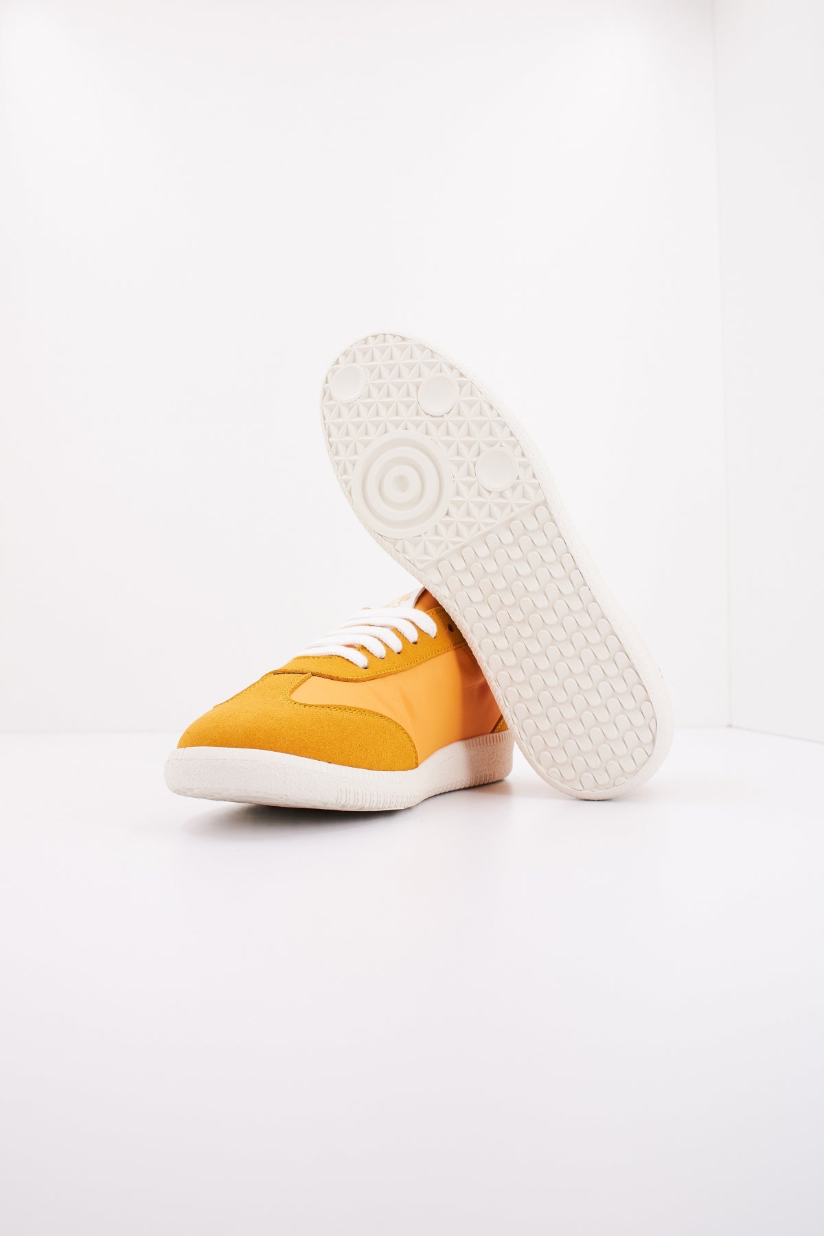 VEGTUS SABANAW en color AMARILLO (4)