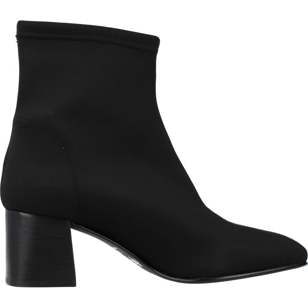 MISS ELASTIC M en color NEGRO (4)
