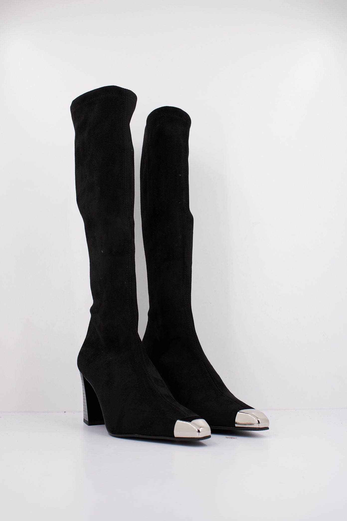 MISS ELASTIC EMILY en color NEGRO (2)