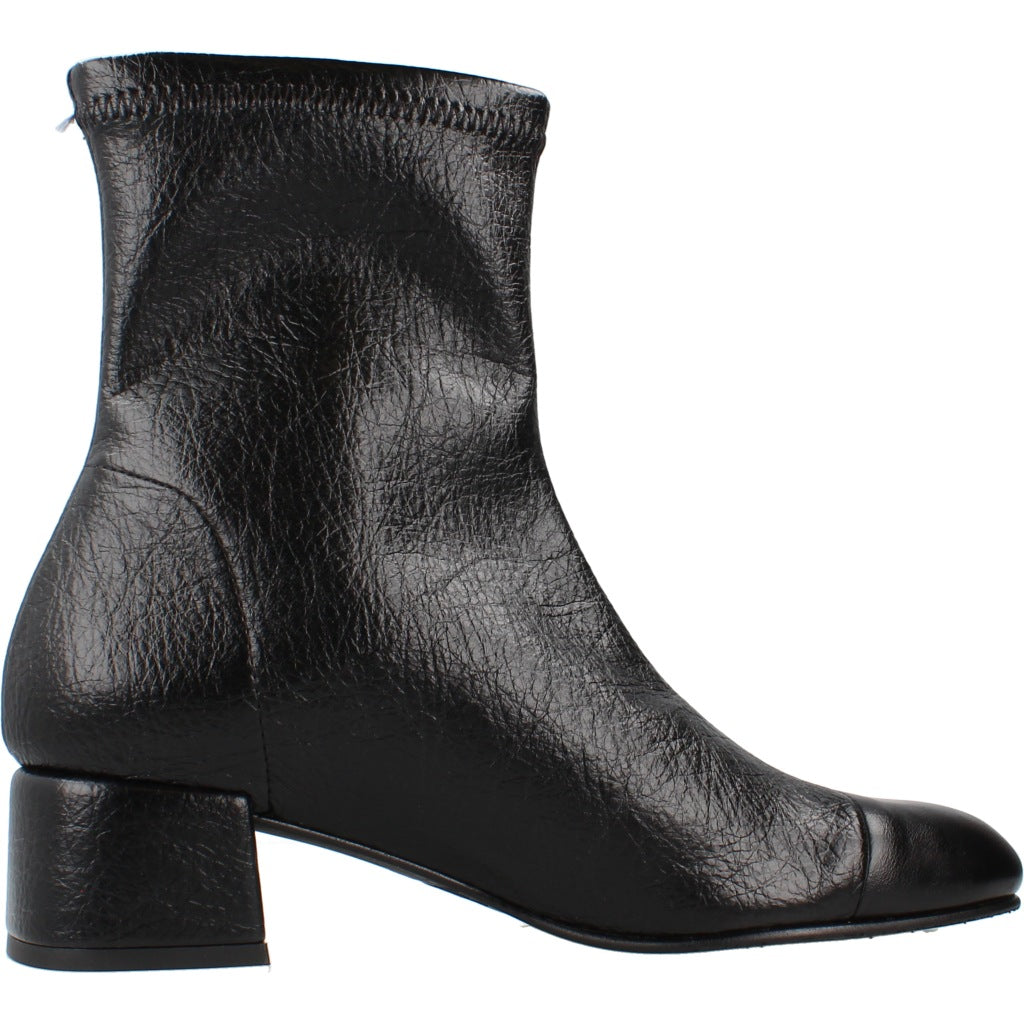 MISS ELASTIC BOTIN CHANEL BRILLITE en color NEGRO (4)