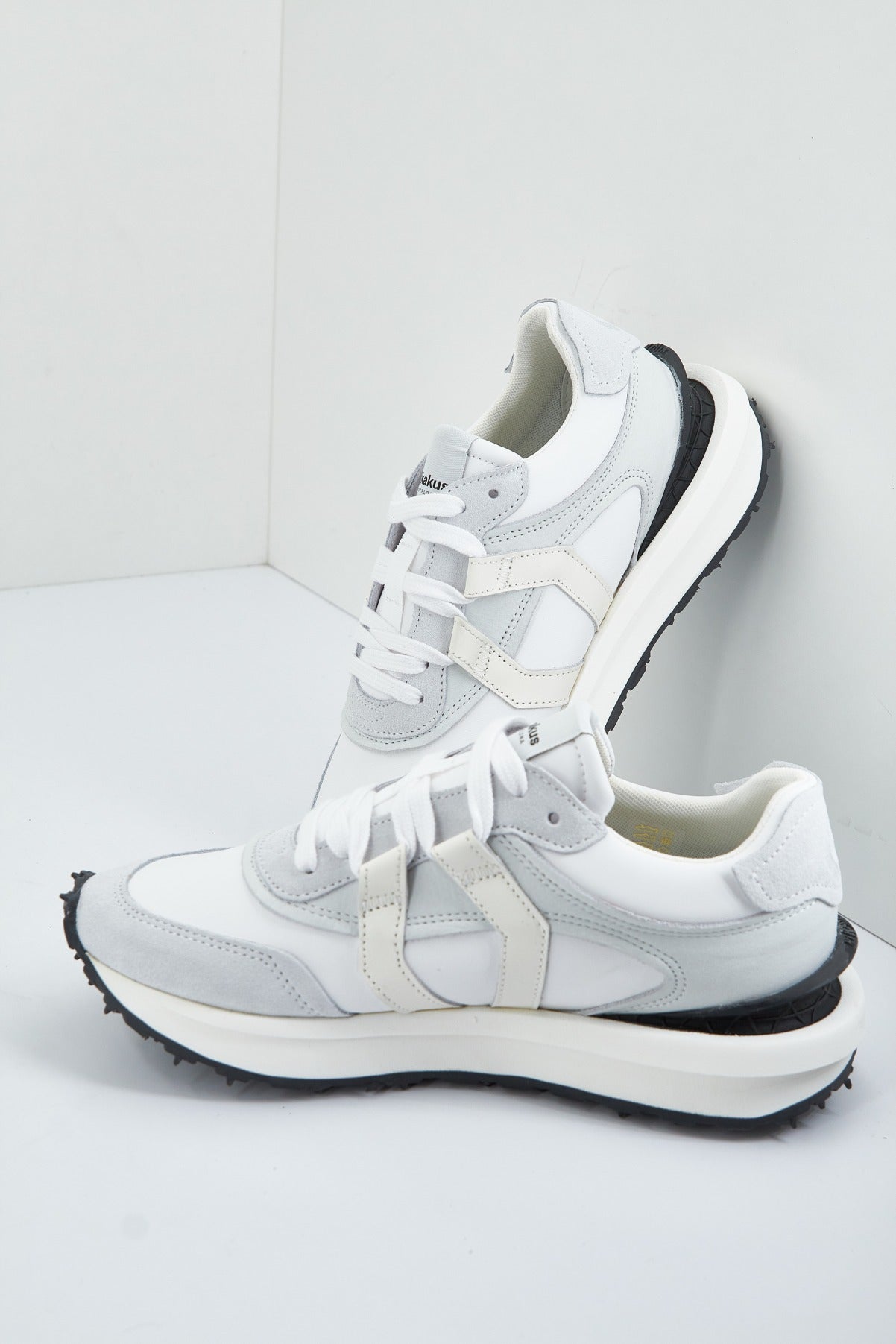 MIKAKUS WHITE LEATHER en color BLANCO (4)