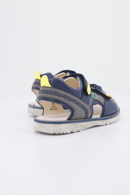 KICKERS en color AZUL (3)