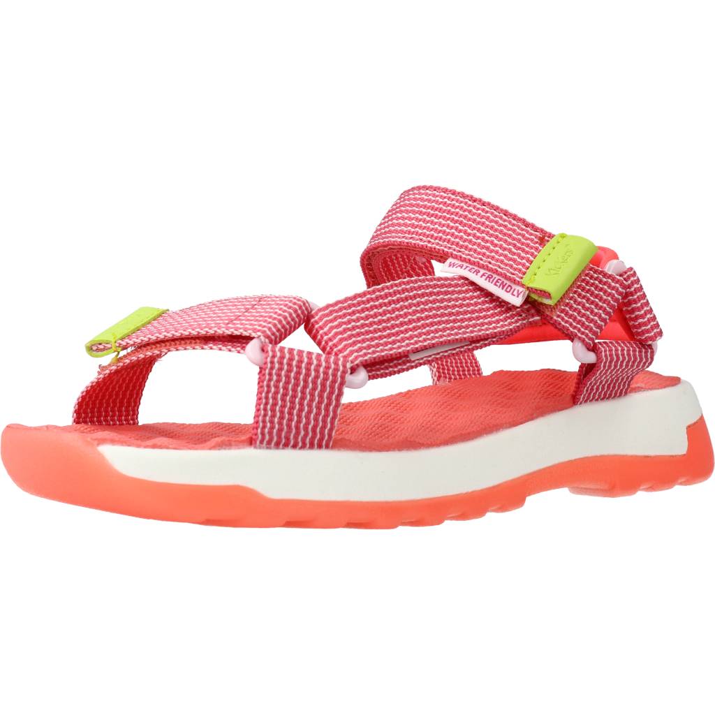 KICKERS en color ROSA (1)