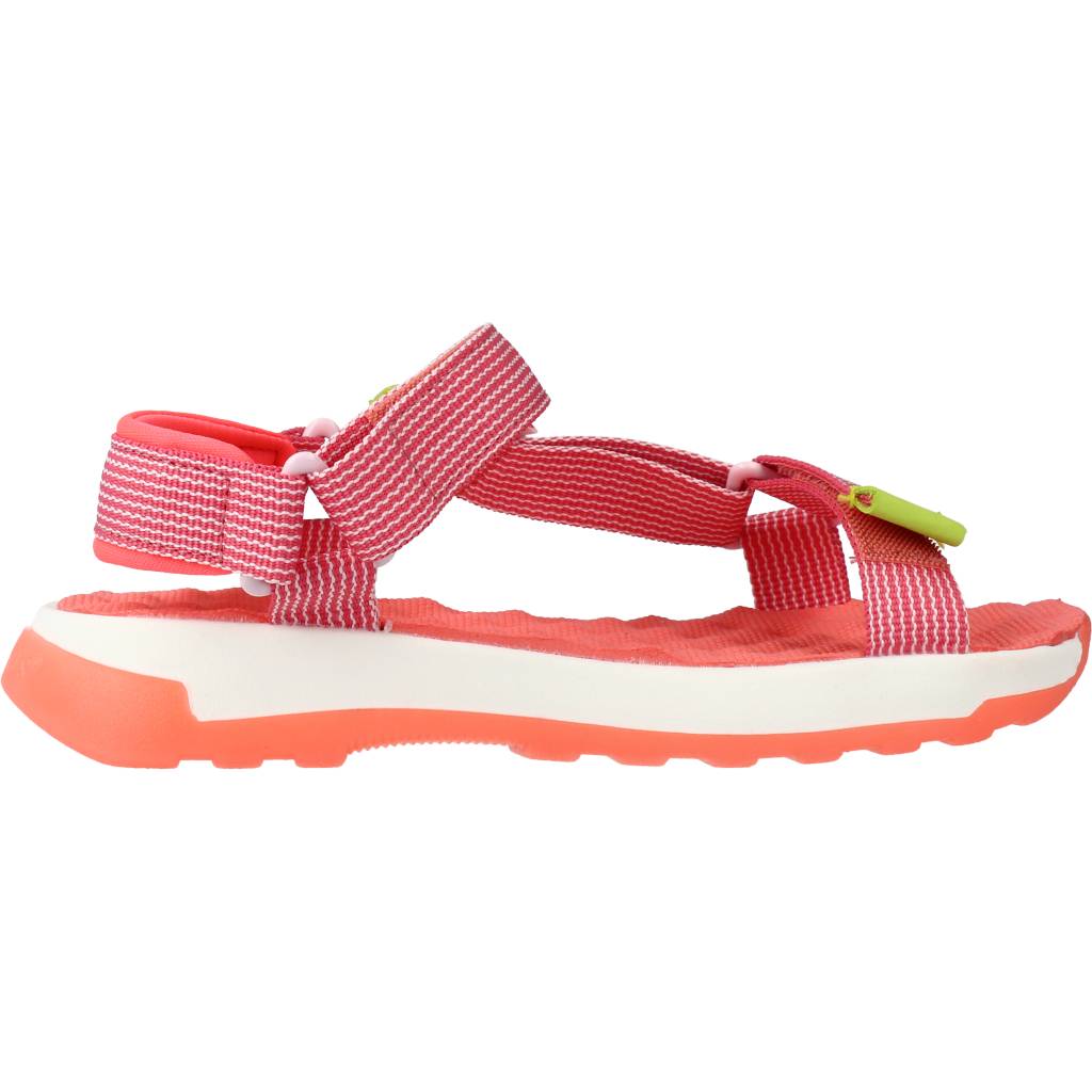 KICKERS en color ROSA (4)