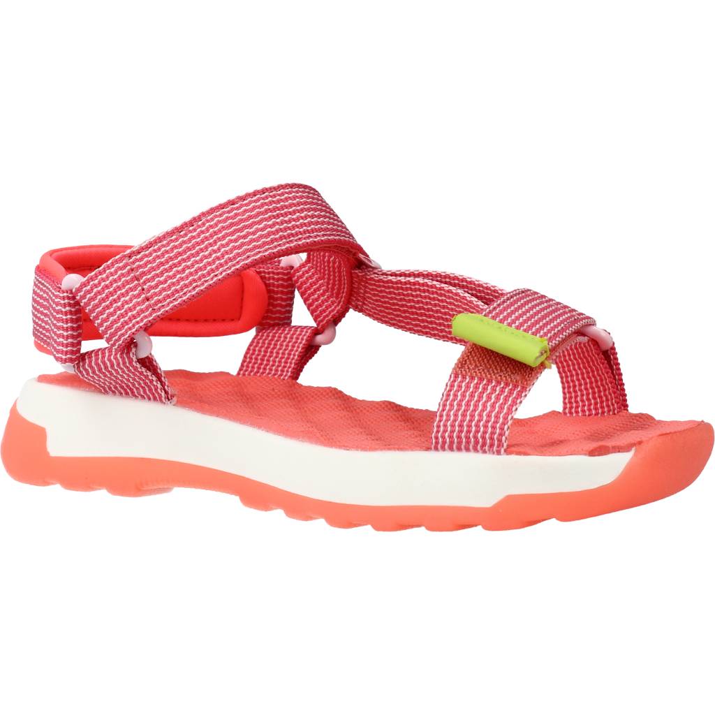 KICKERS en color ROSA (5)