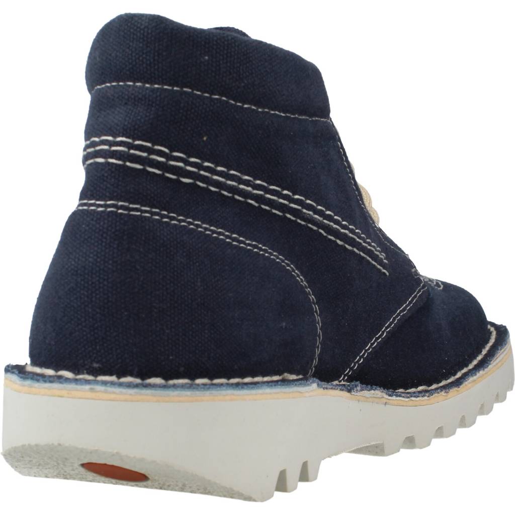 KICKERS en color AZUL (3)