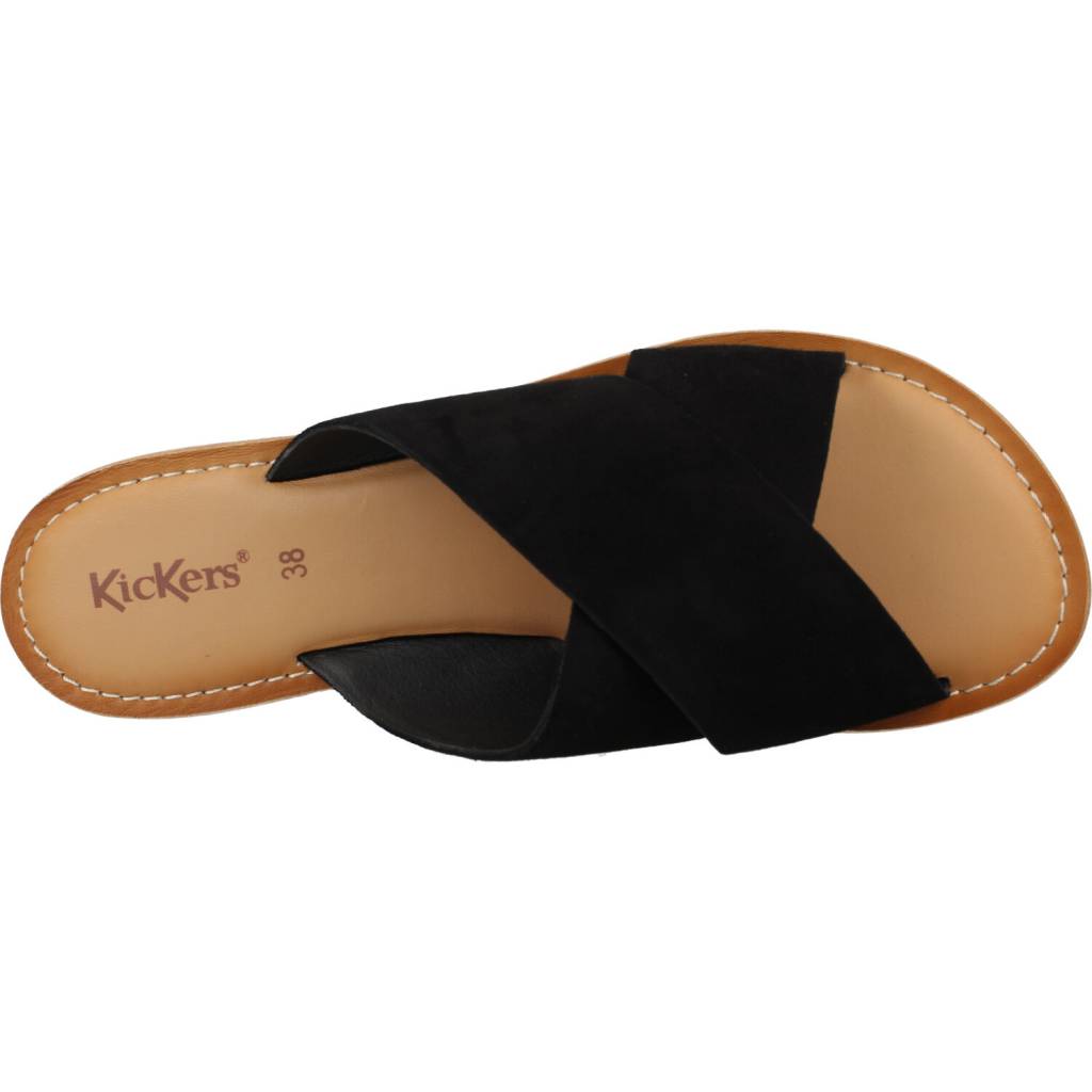 KICKERS en color NEGRO (7)
