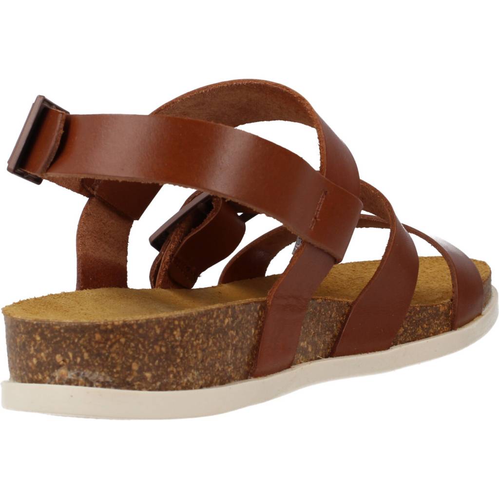 KICKERS en color MARRON (3)