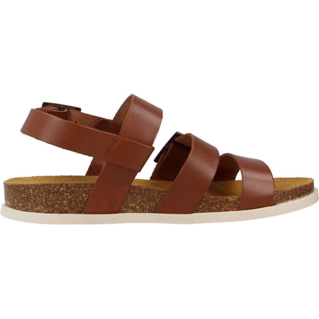 KICKERS en color MARRON (4)