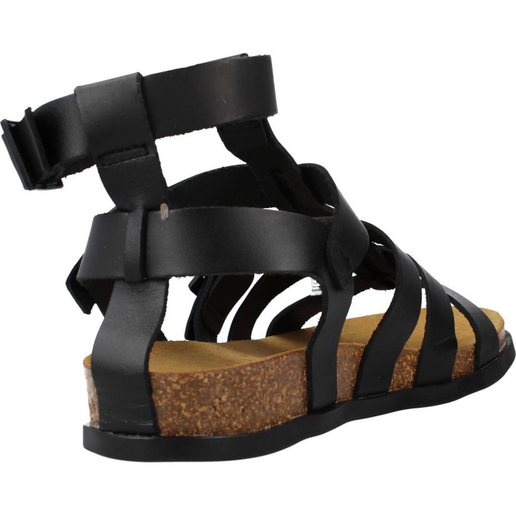KICKERS en color NEGRO (3)