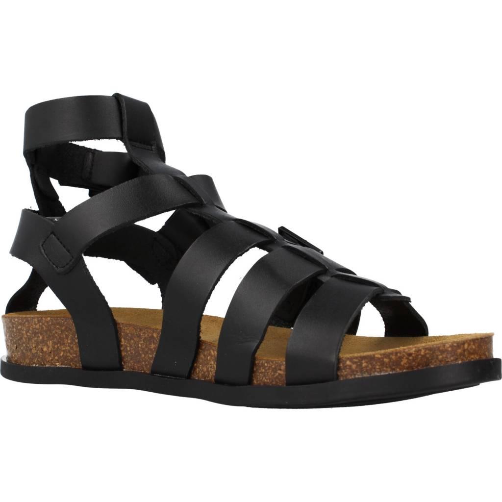 KICKERS en color NEGRO (5)