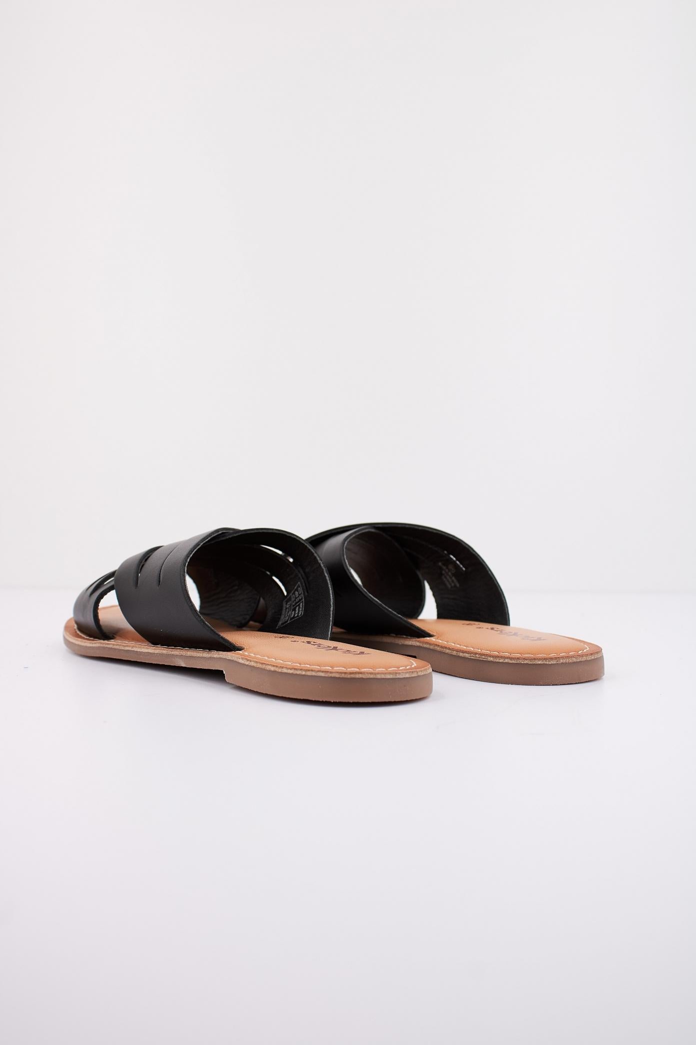KICKERS KICK DAY en color NEGRO (3)