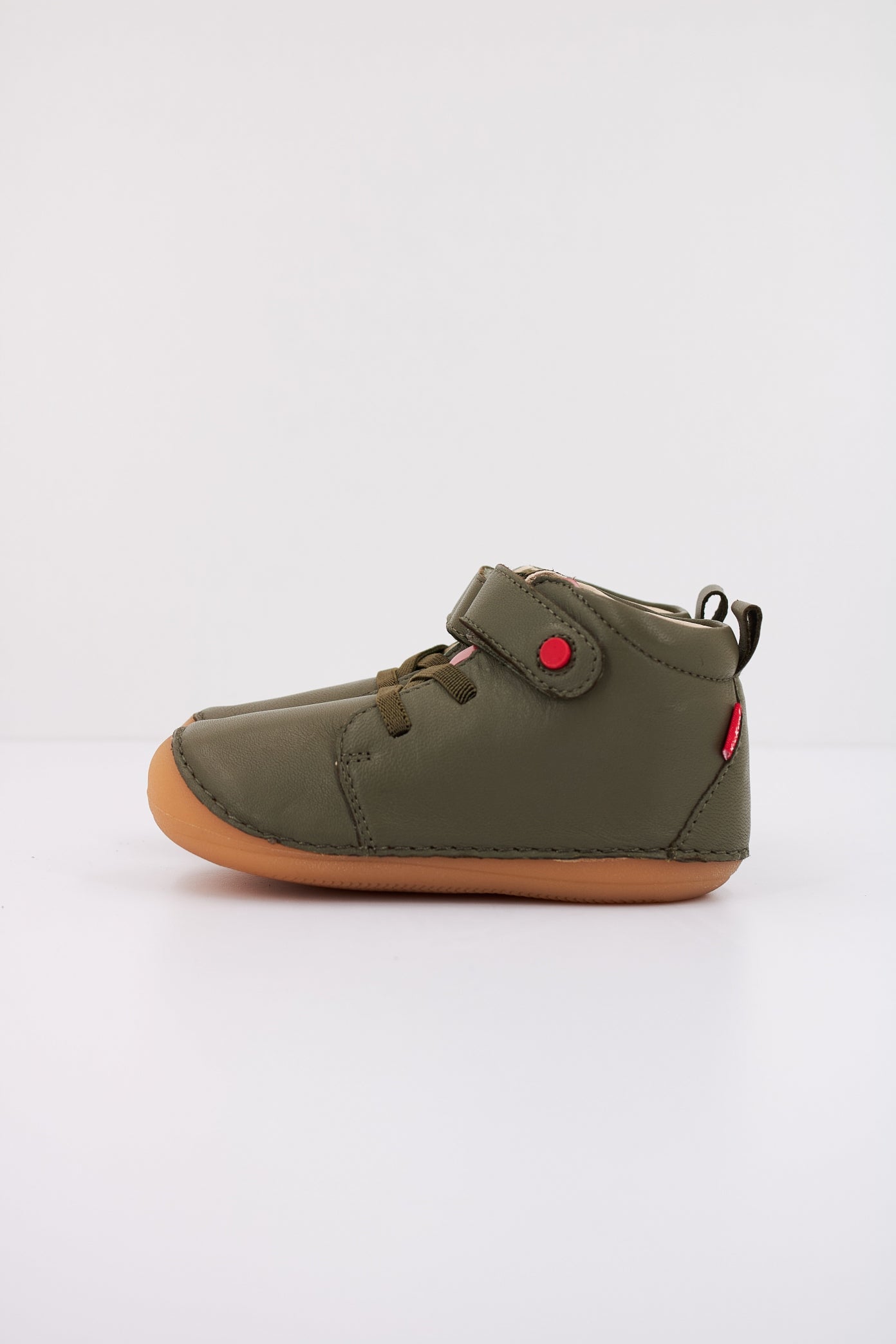 KICKERS SONIZIKRO en color VERDE (1)