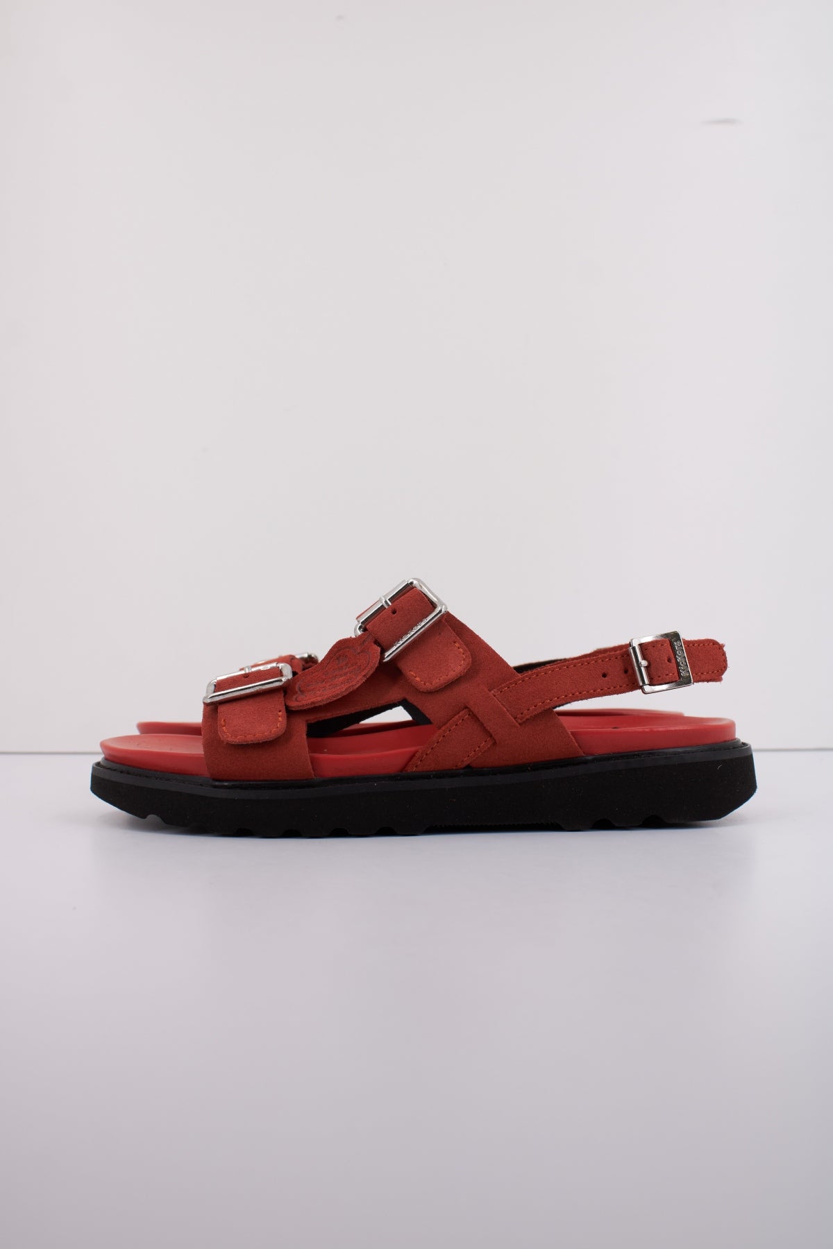 KICKERS NEOSUMMER en color ROJO (1)