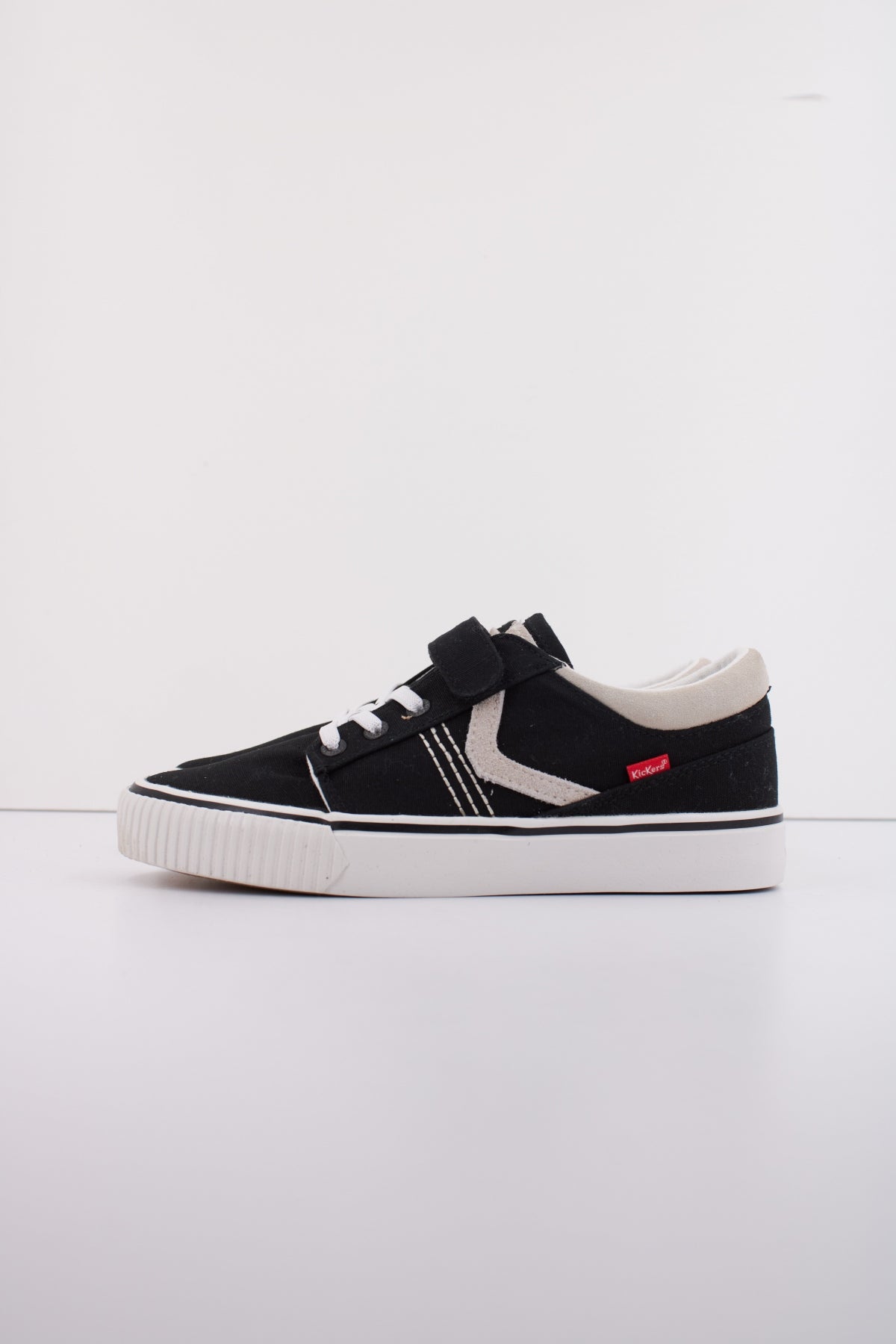 KICKERS KICKSLIDI en color NEGRO (1)