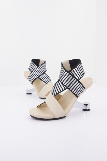 UNITED NUDE EAMZ en color NUDE (1)
