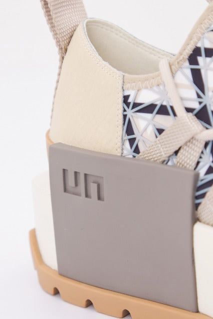 UNITED NUDE ROKO HIKE en color BEIS (4)