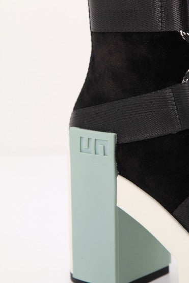 UNITED NUDE GRIP NOMAD MID II en color NEGRO (2)