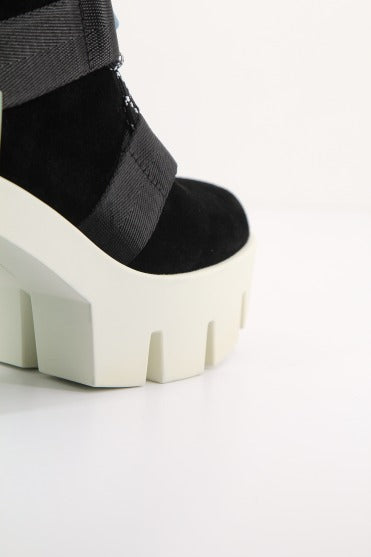 UNITED NUDE GRIP NOMAD MID II en color NEGRO (4)