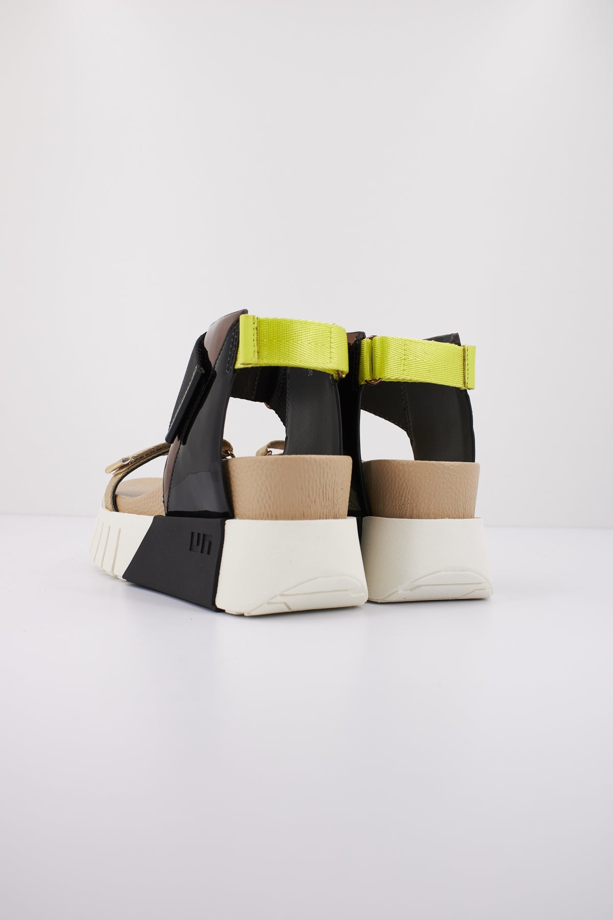UNITED NUDE DELTA RUN en color NEGRO (3)