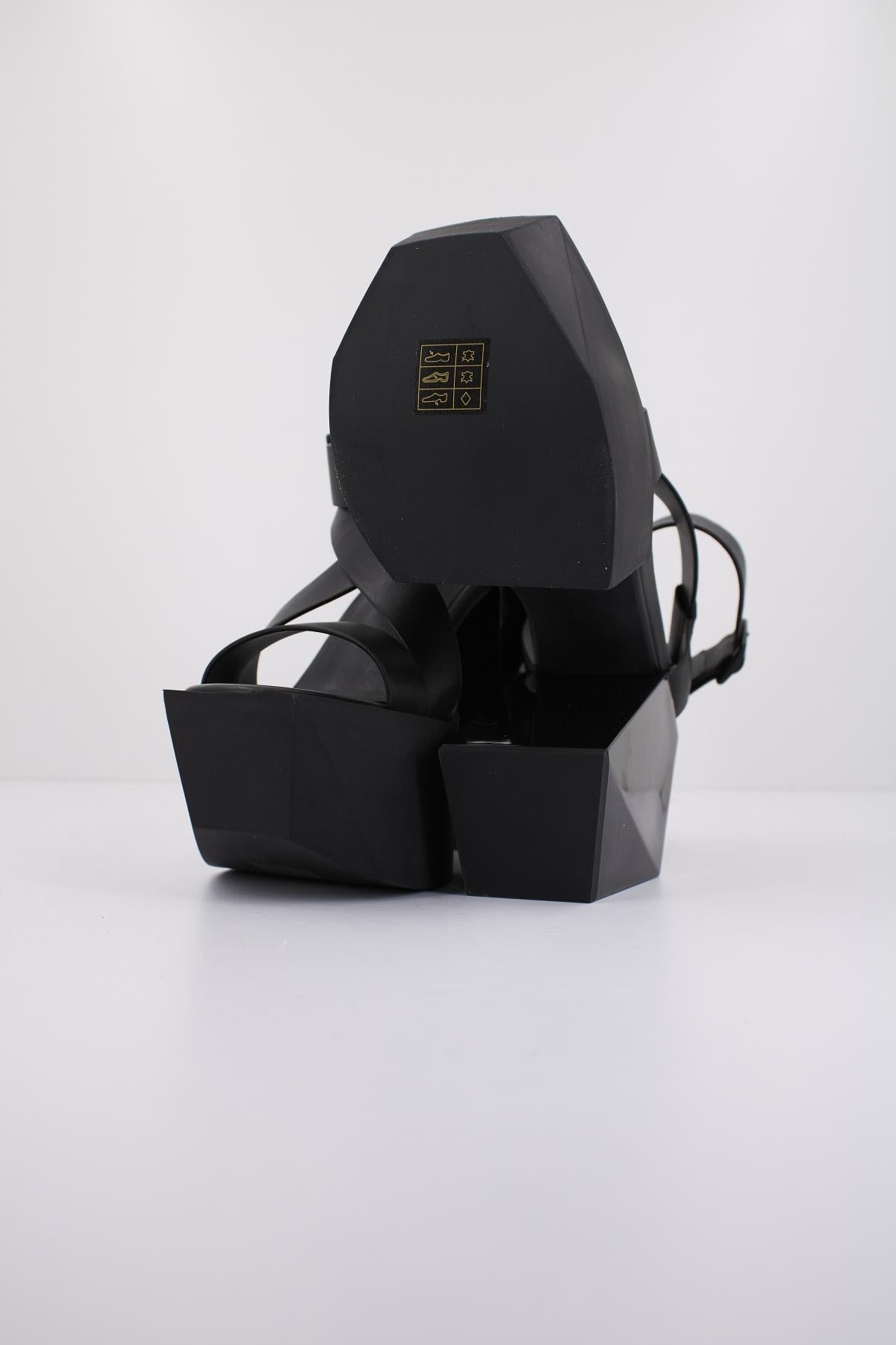 UNITED NUDE STAGE SANDAL en color NEGRO (4)