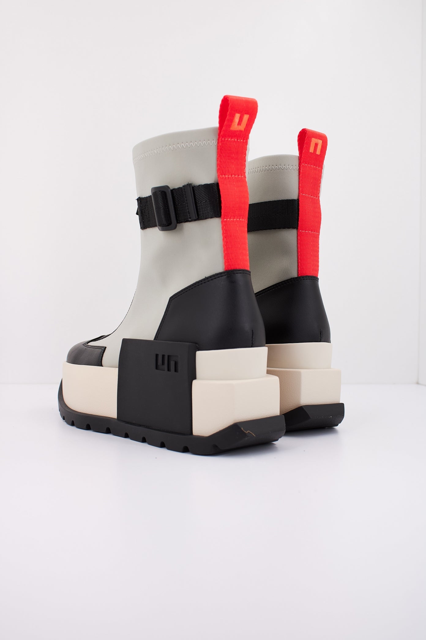 UNITED NUDE ROKO BOOTIE II en color GRIS (4)