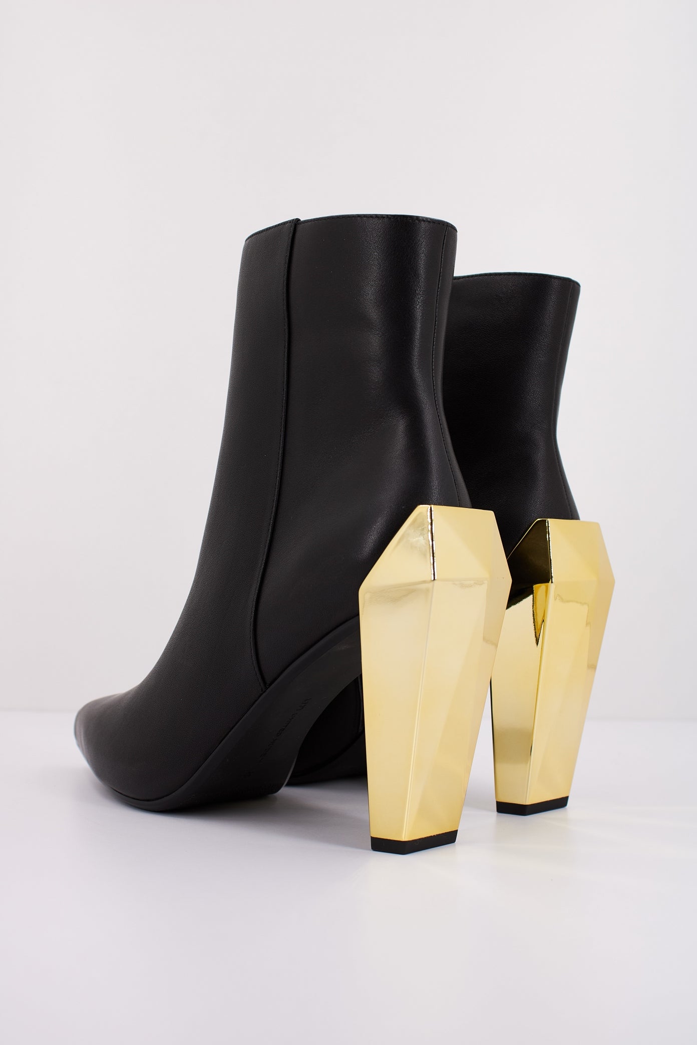 UNITED NUDE GEM BOOTIE HI en color NEGRO (4)