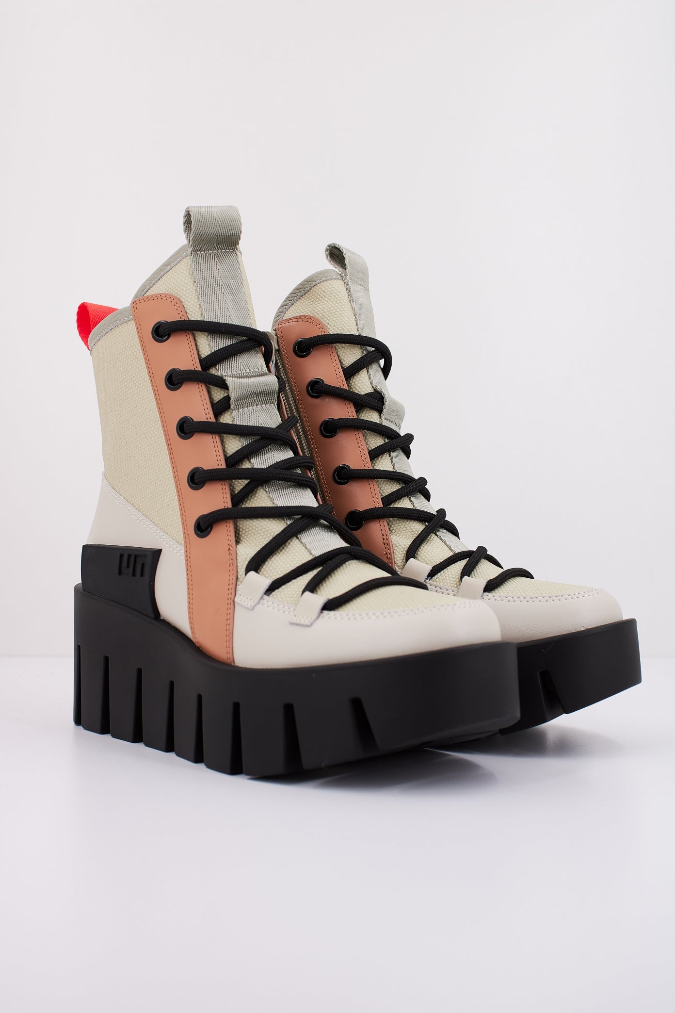 UNITED NUDE GRIP EXPLORER en color BEIS (2)